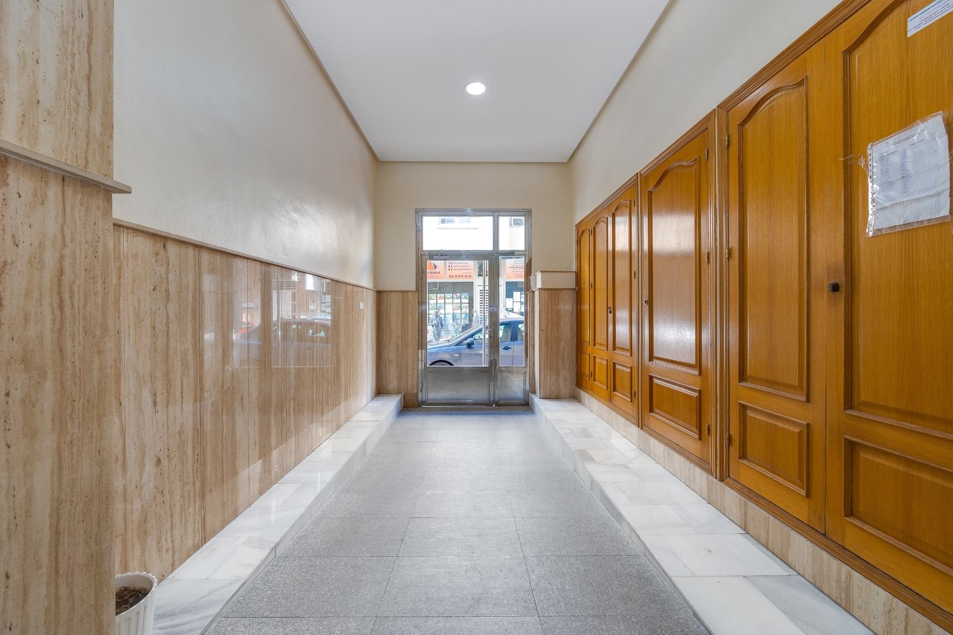 Herverkoop - Appartement / Flat -
Torrevieja - Paseo maritimo