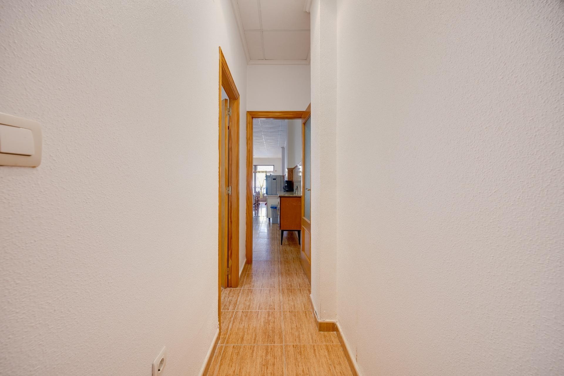 Herverkoop - Appartement / Flat -
Torrevieja - Paseo Maritimo