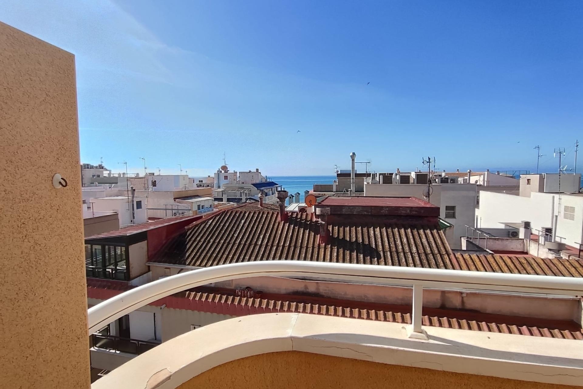 Herverkoop - Appartement / Flat -
Torrevieja - Paseo Maritimo