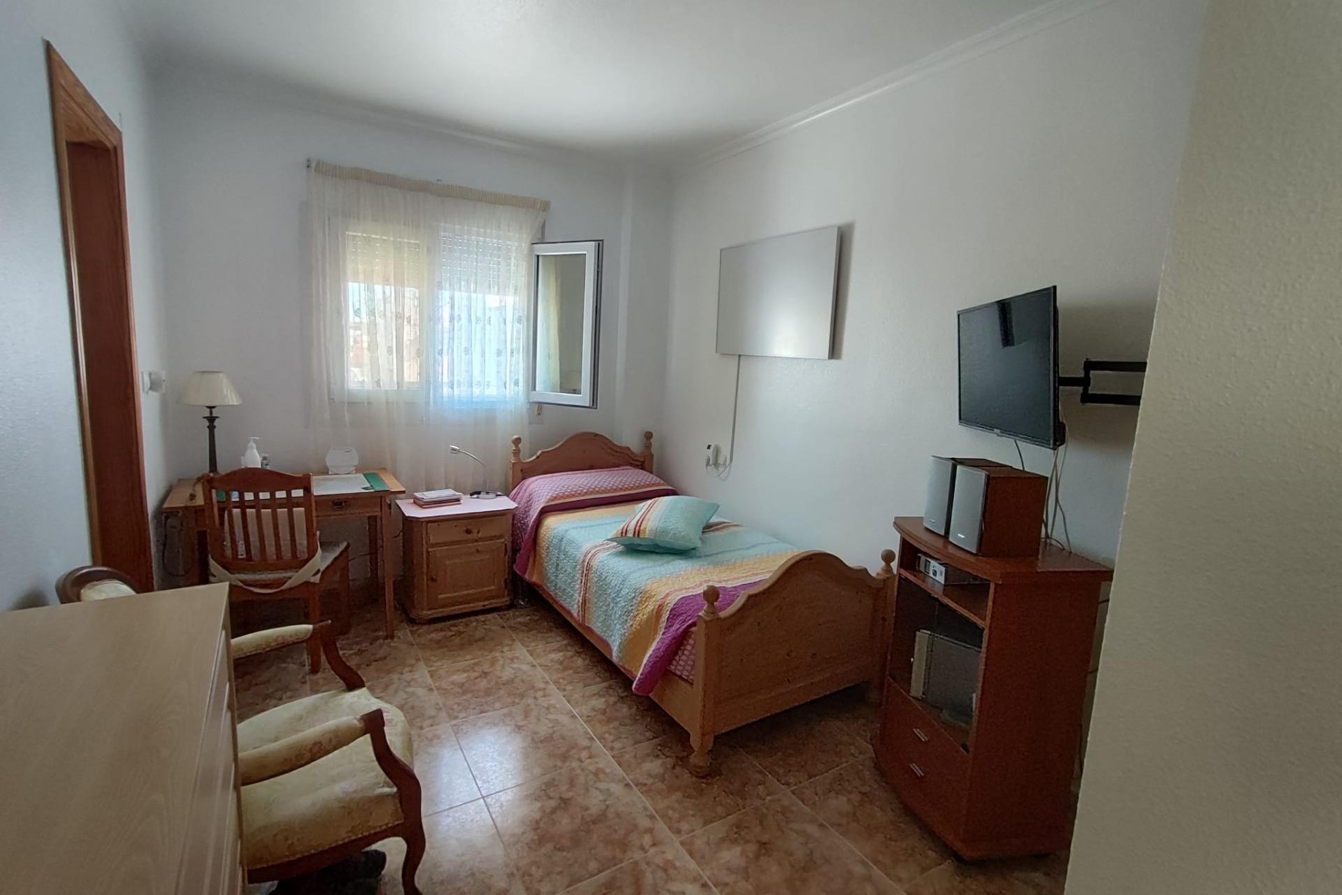 Herverkoop - Appartement / Flat -
Torrevieja - Paseo Maritimo