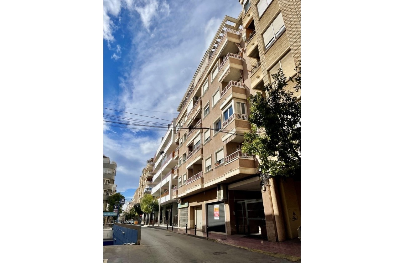 Herverkoop - Appartement / Flat -
Torrevieja - Playa de cura