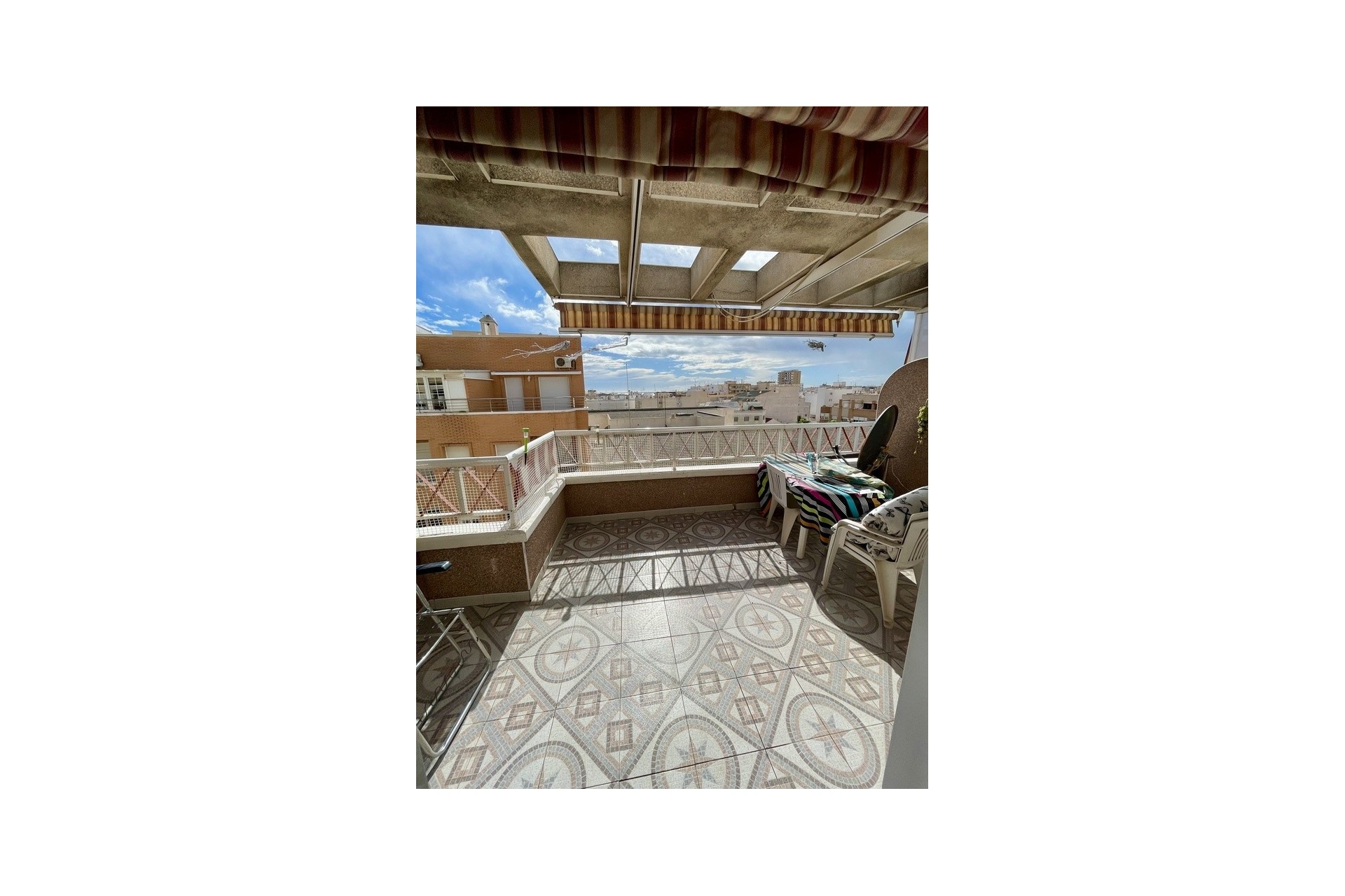 Herverkoop - Appartement / Flat -
Torrevieja - Playa de cura