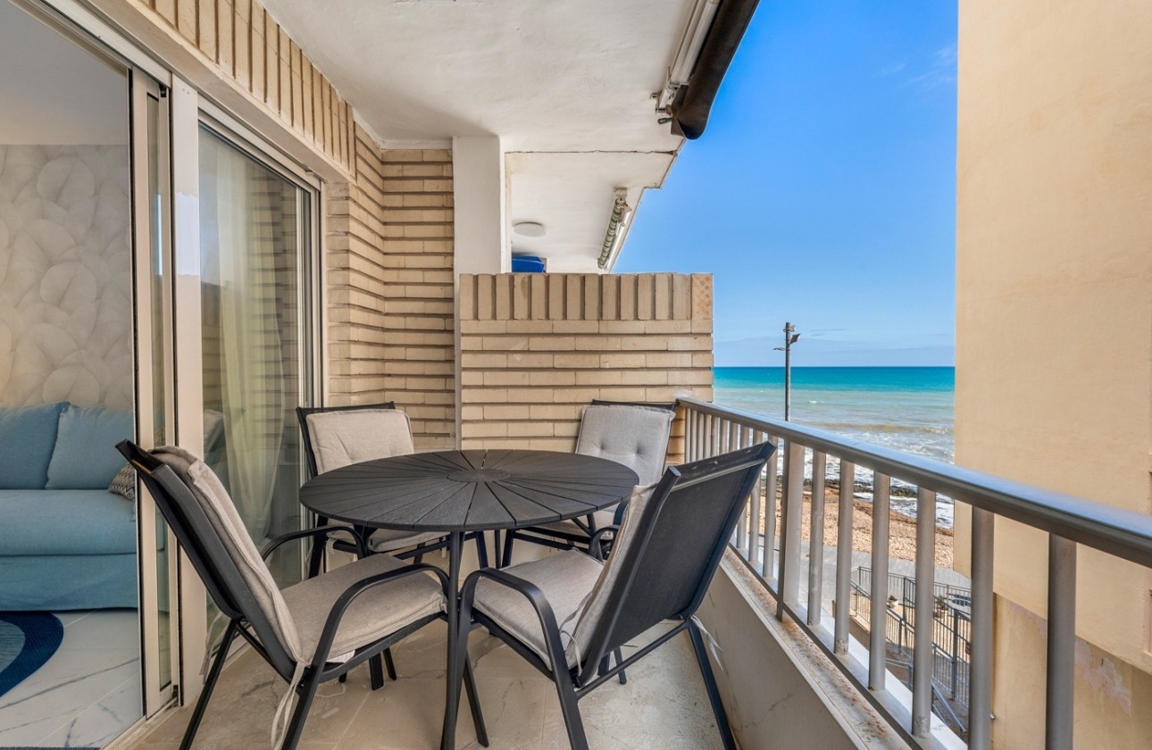 Herverkoop - Appartement / Flat -
Torrevieja - Playa de El Cura