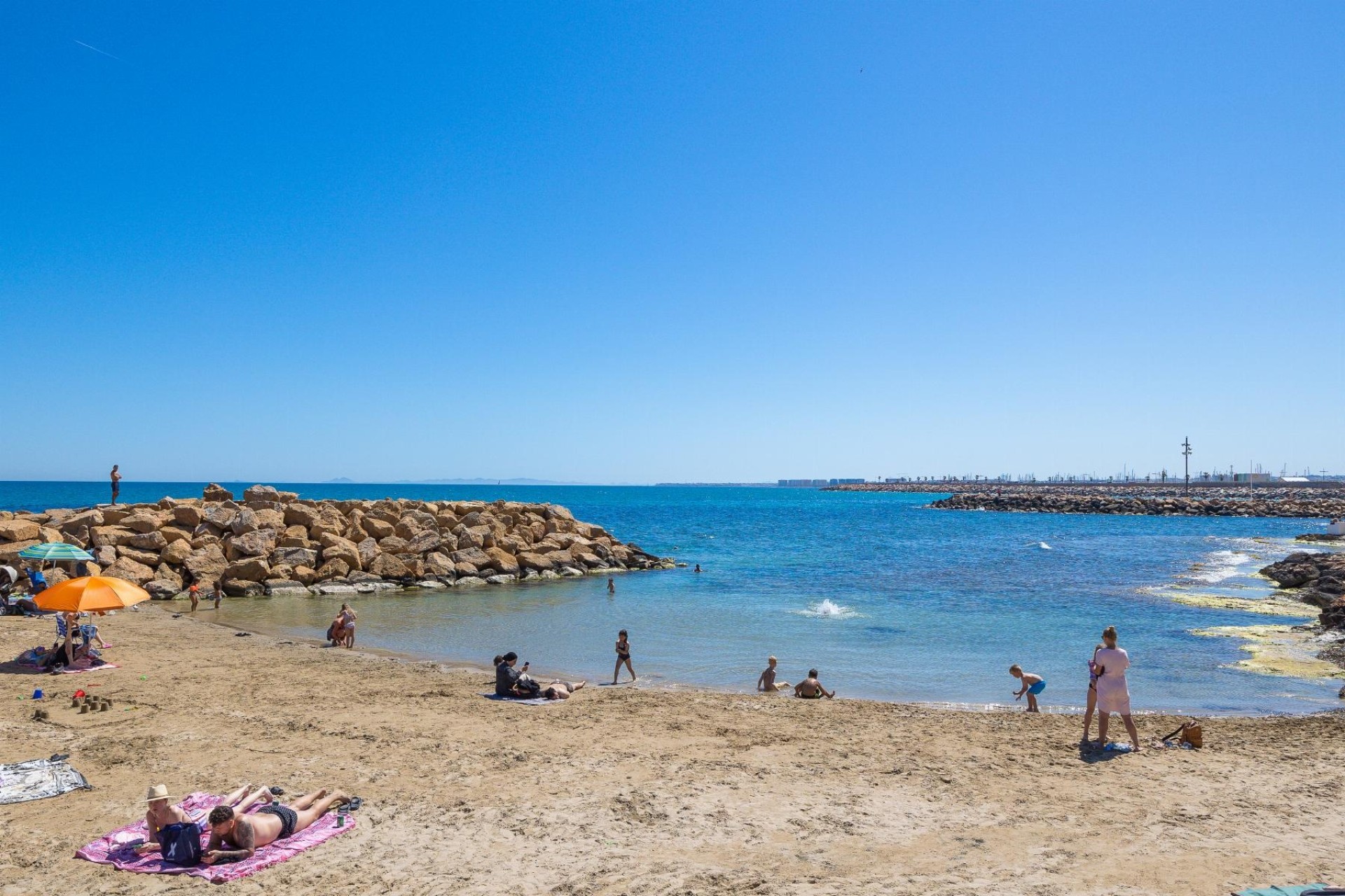 Herverkoop - Appartement / Flat -
Torrevieja - Playa de Los Locos-Curva del Palangre