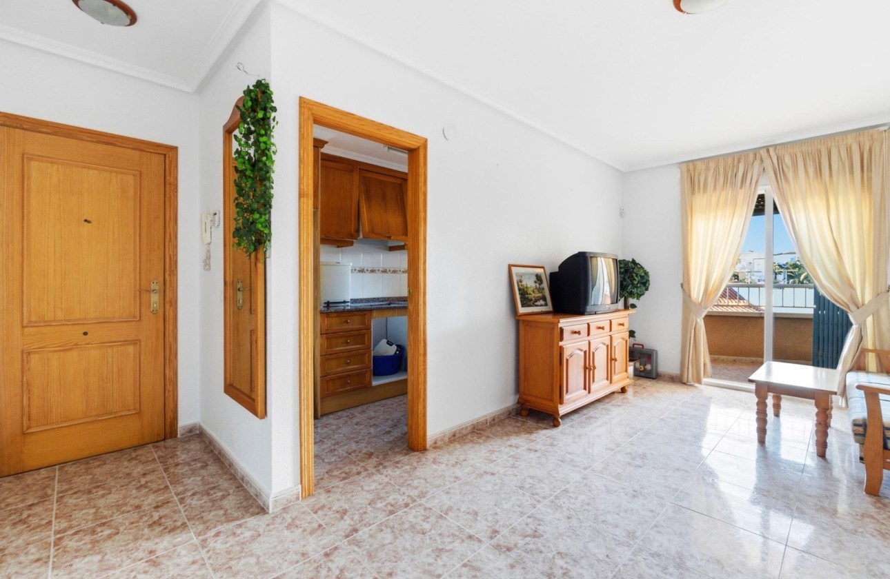 Herverkoop - Appartement / Flat -
Torrevieja - Playa de los Locos