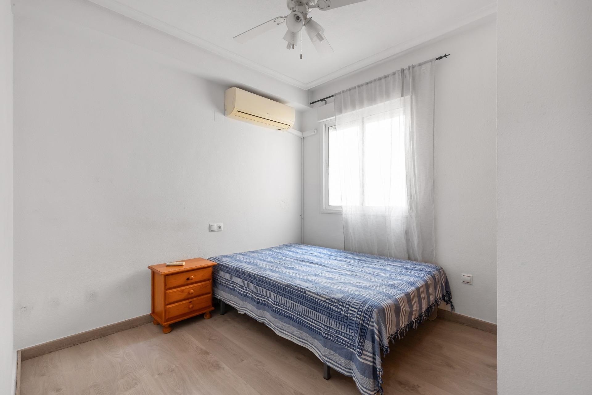 Herverkoop - Appartement / Flat -
Torrevieja - Playa de los Locos