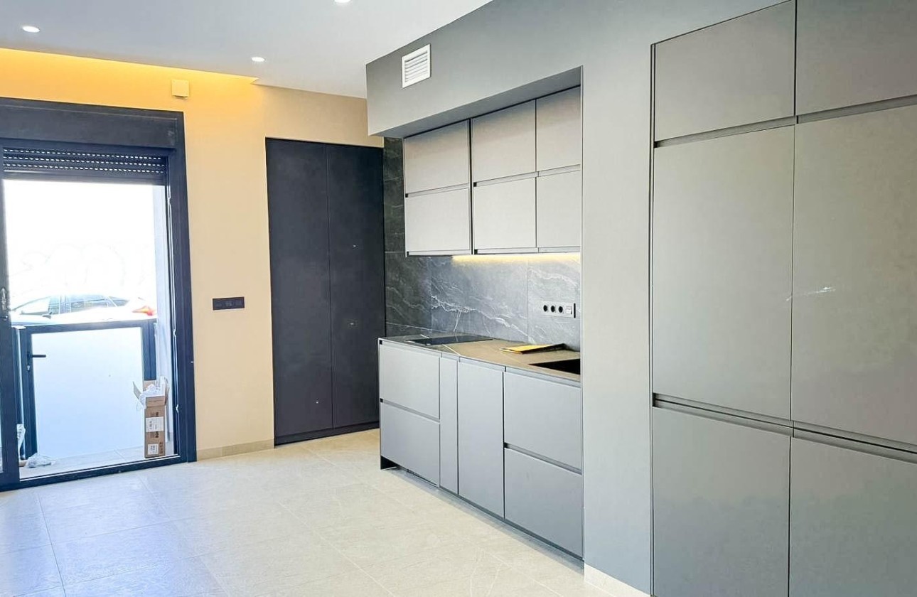 Herverkoop - Appartement / Flat -
Torrevieja - Playa de los Locos