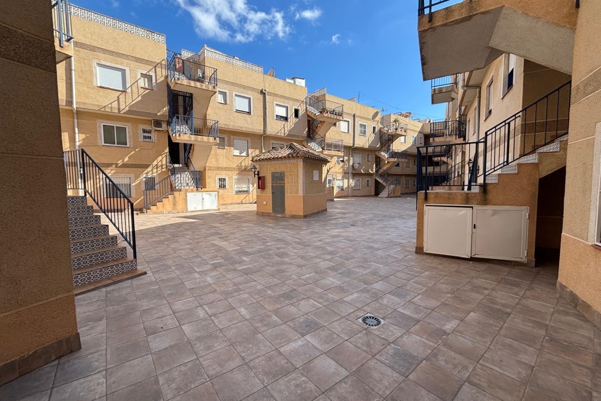 Herverkoop - Appartement / Flat -
Torrevieja - Playa de los Locos