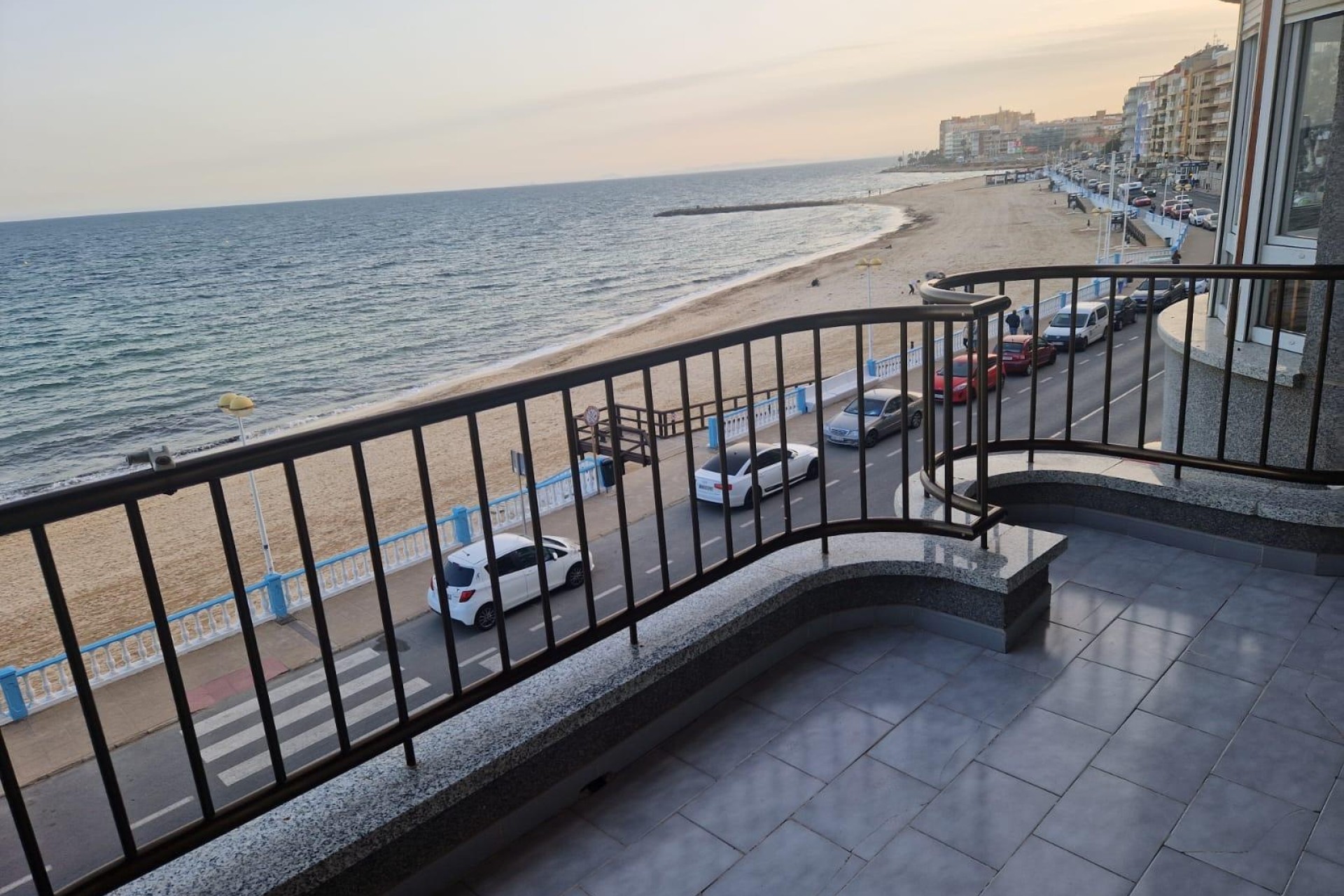 Herverkoop - Appartement / Flat -
Torrevieja - Playa de los Locos