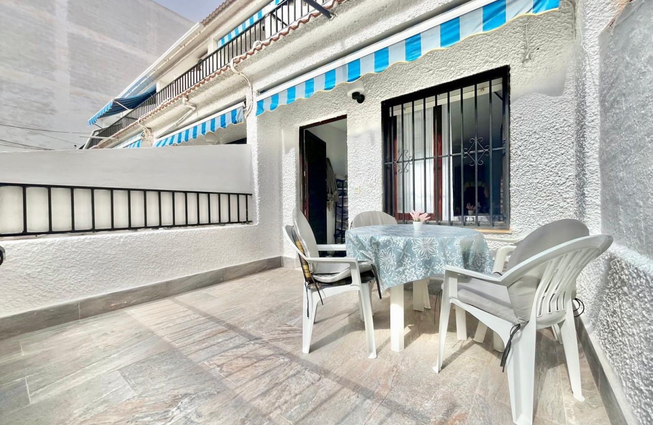 Herverkoop - Appartement / Flat -
Torrevieja - Playa de los Locos