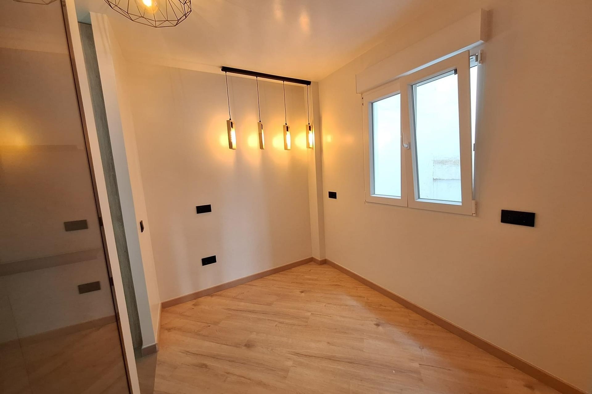 Herverkoop - Appartement / Flat -
Torrevieja - Playa de los Locos