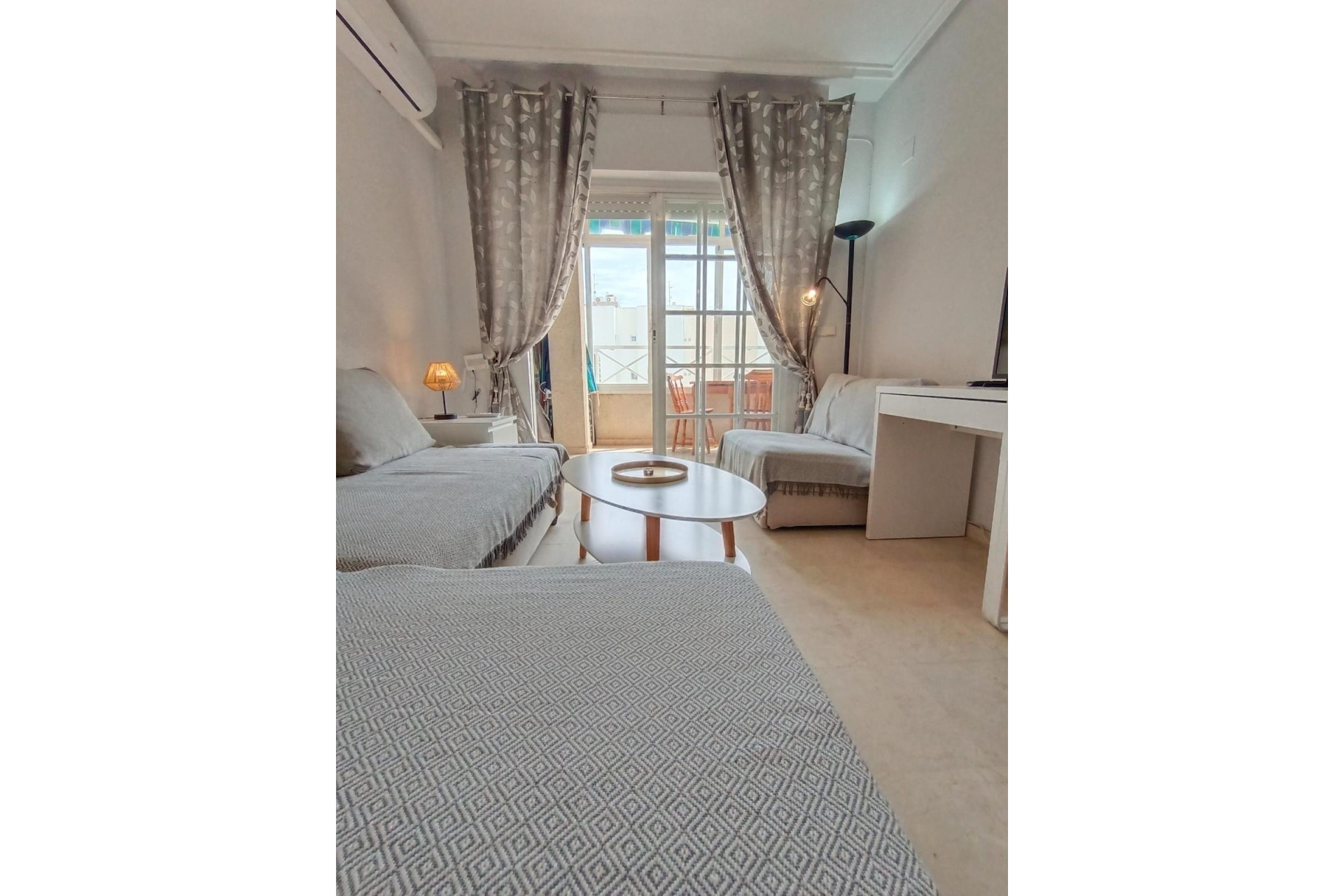 Herverkoop - Appartement / Flat -
Torrevieja - Playa de los Locos