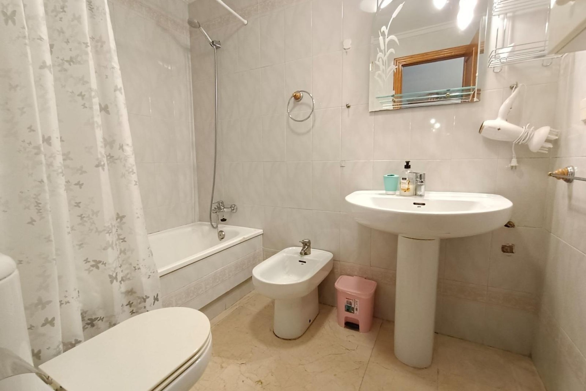 Herverkoop - Appartement / Flat -
Torrevieja - Playa de los Locos