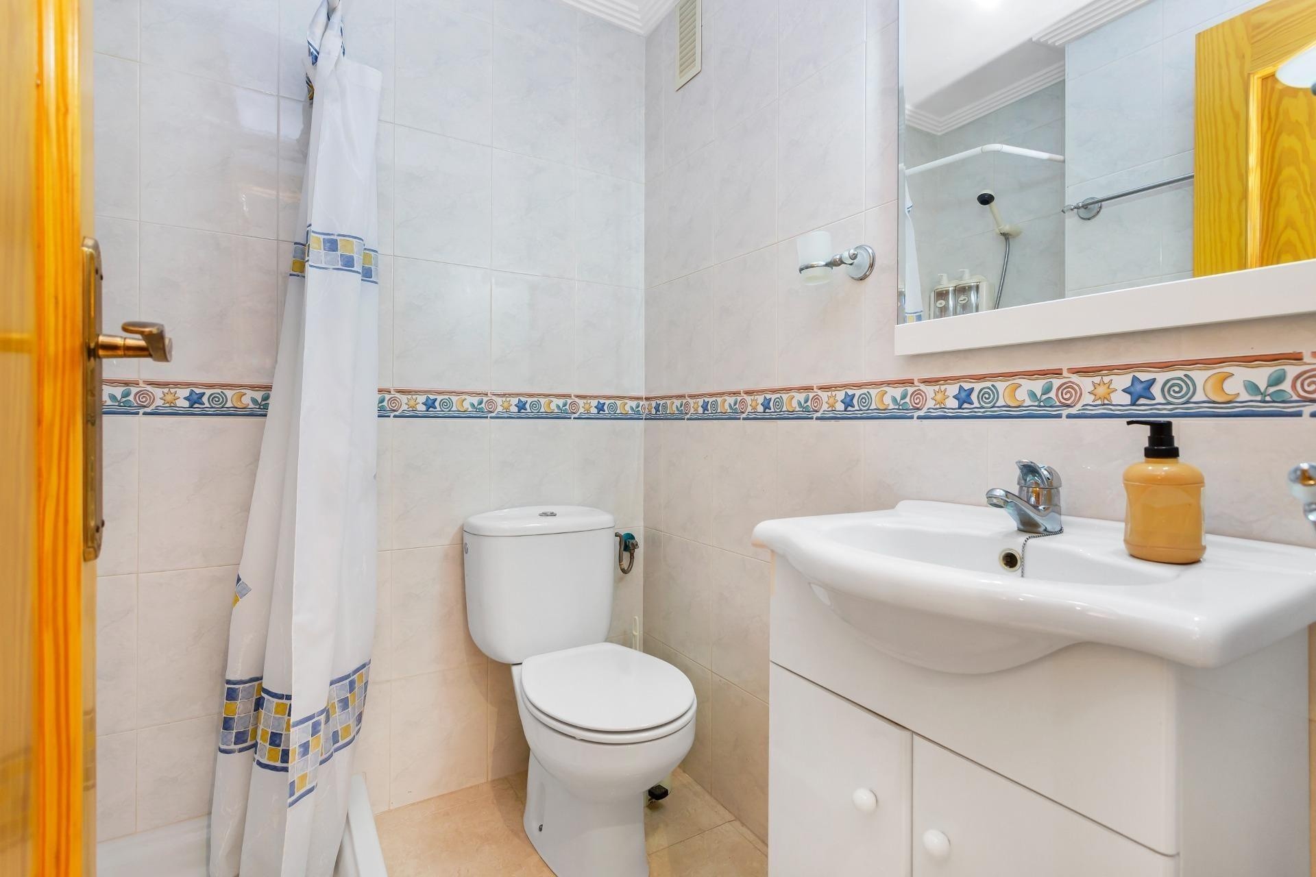 Herverkoop - Appartement / Flat -
Torrevieja - Playa de los Locos