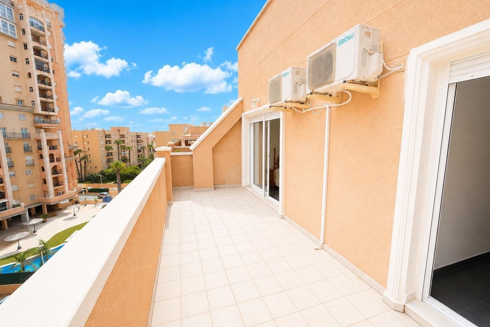 Herverkoop - Appartement / Flat -
Torrevieja - Playa de los Locos