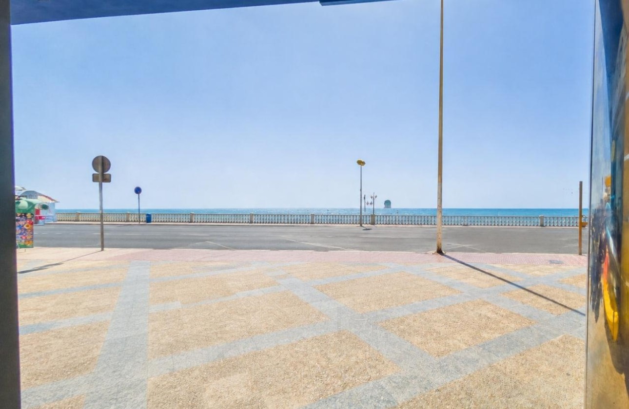 Herverkoop - Appartement / Flat -
Torrevieja - Playa de los Locos