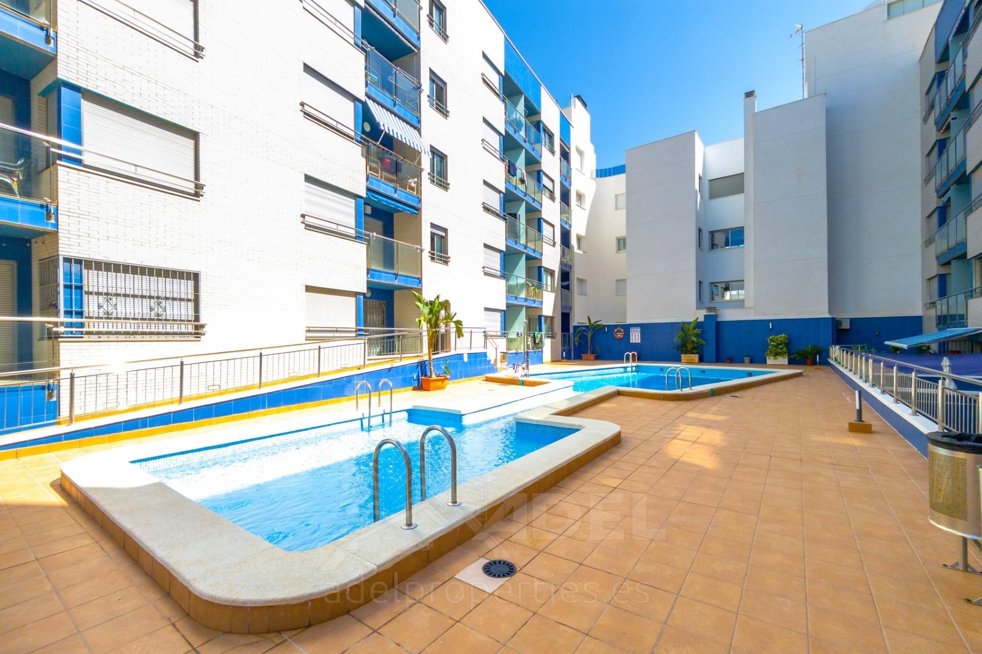 Herverkoop - Appartement / Flat -
Torrevieja - Playa de los Locos