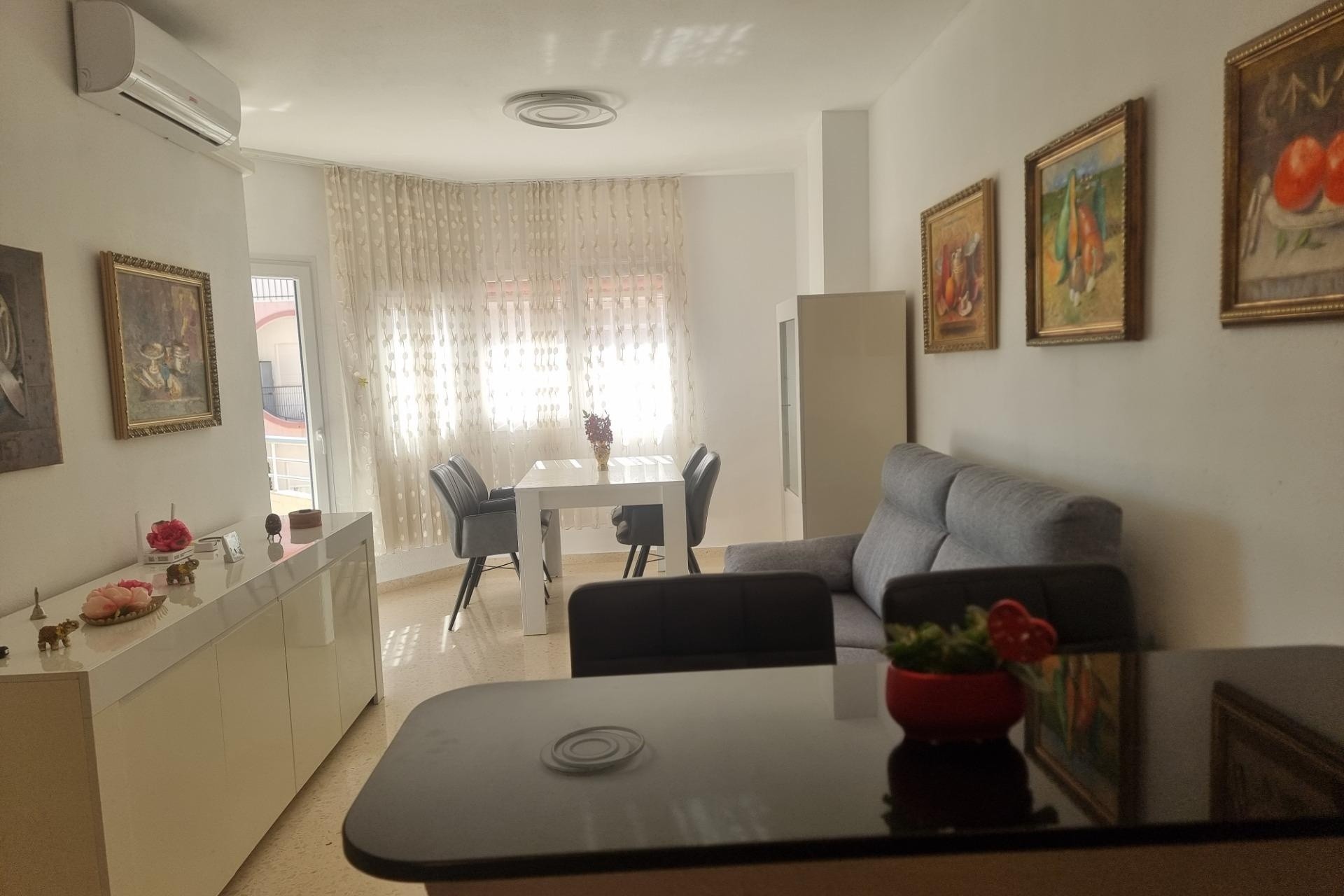 Herverkoop - Appartement / Flat -
Torrevieja - Playa de los Locos