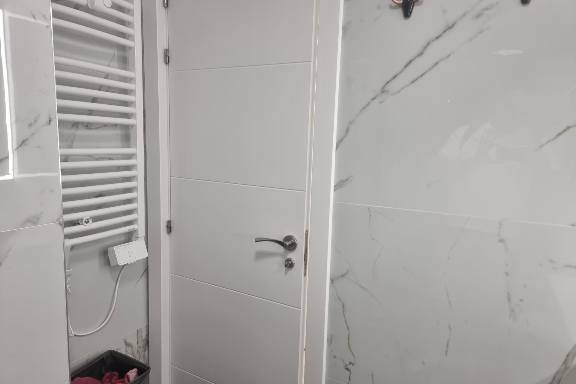 Herverkoop - Appartement / Flat -
Torrevieja - Playa de los Locos