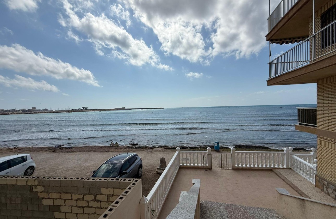 Herverkoop - Appartement / Flat -
Torrevieja - Playa de los Naufragos