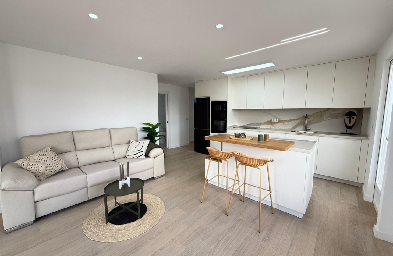 Herverkoop - Appartement / Flat -
Torrevieja - Playa de los Naufragos