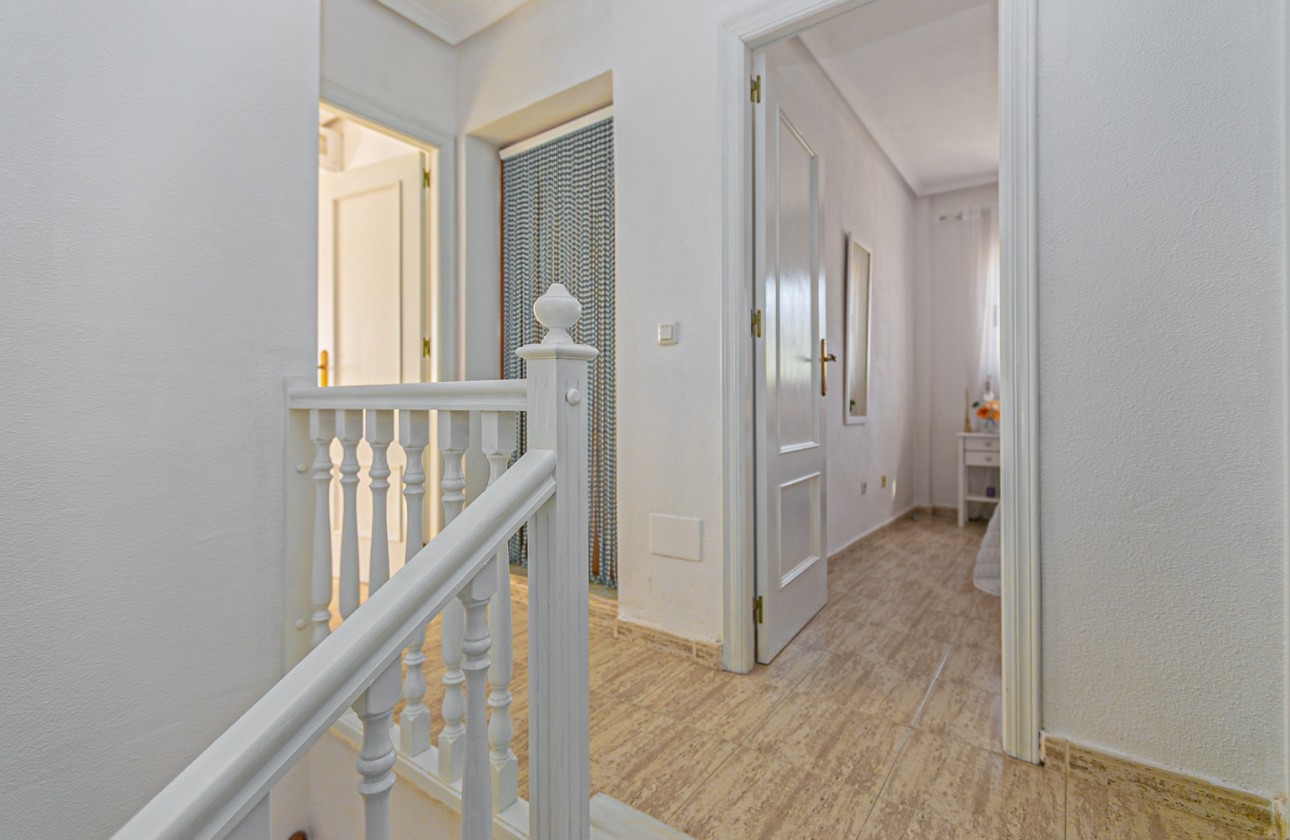 Herverkoop - Appartement / Flat -
Torrevieja - Playa de los Naufragos