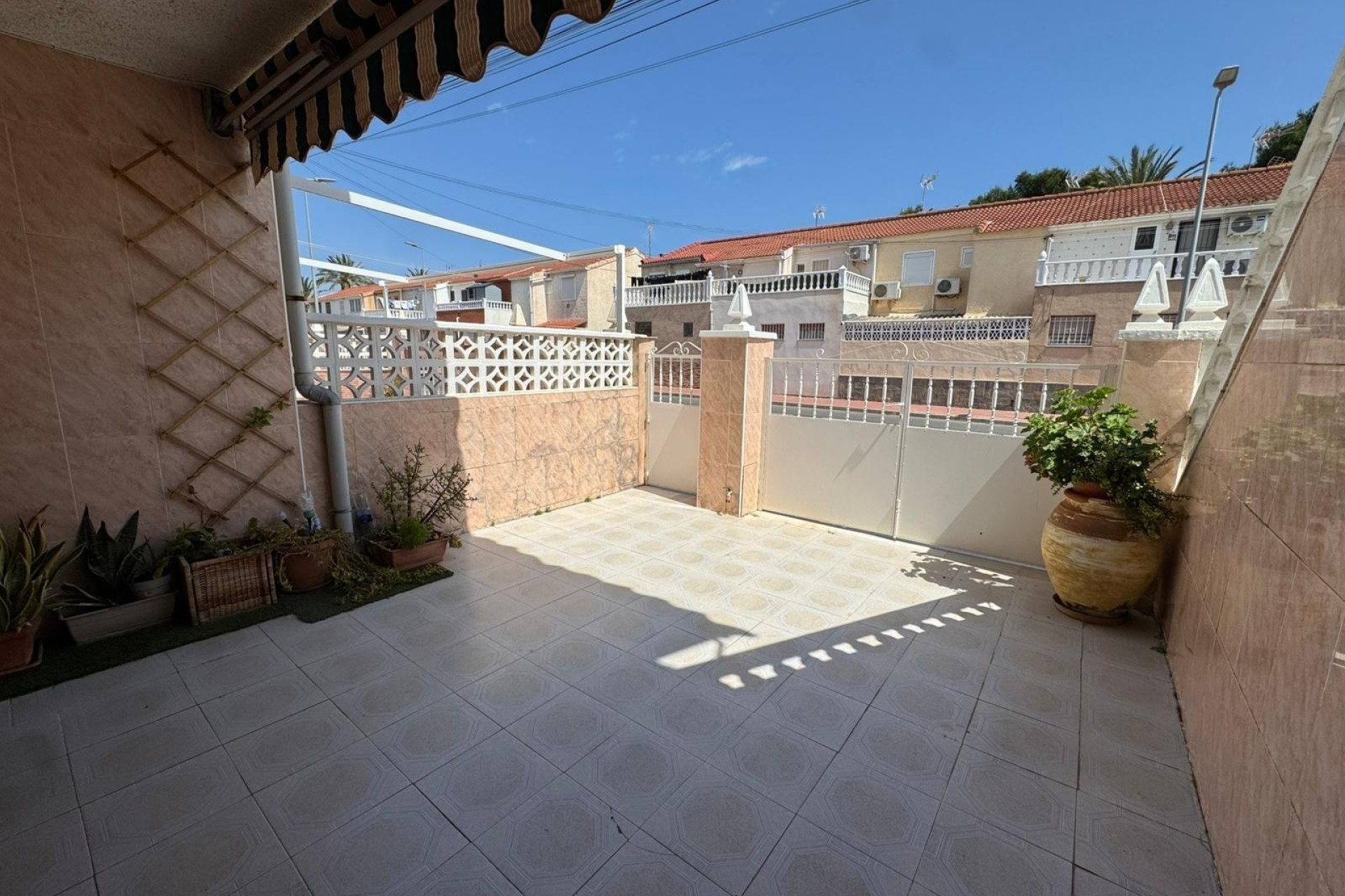 Herverkoop - Appartement / Flat -
Torrevieja - Playa de los Naufragos