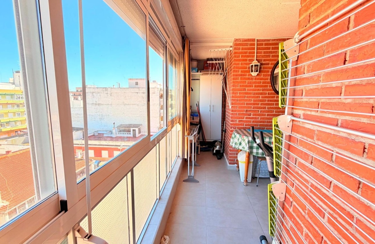 Herverkoop - Appartement / Flat -
Torrevieja - Playa de los Naufragos