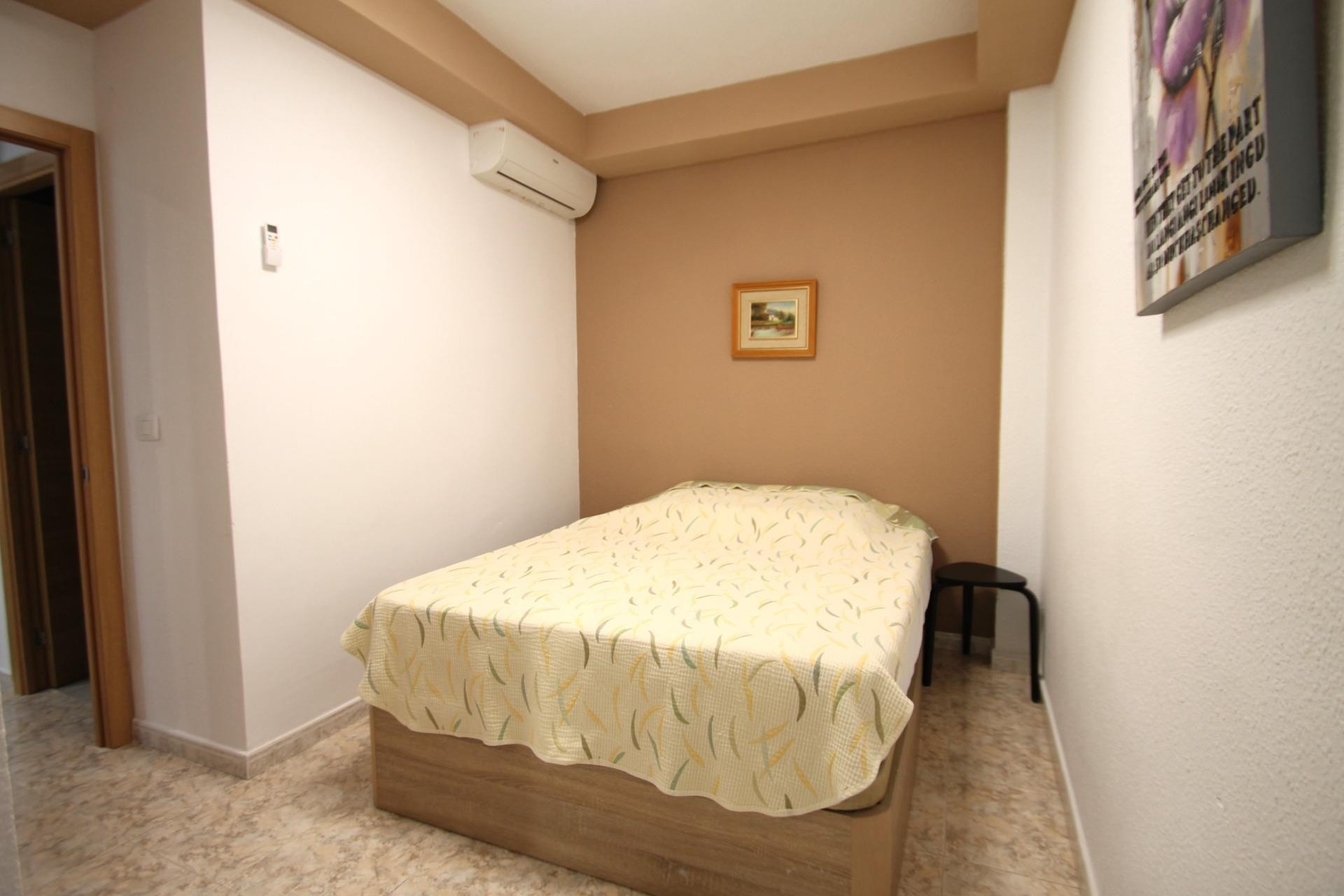 Herverkoop - Appartement / Flat -
Torrevieja - Playa de los Naufragos