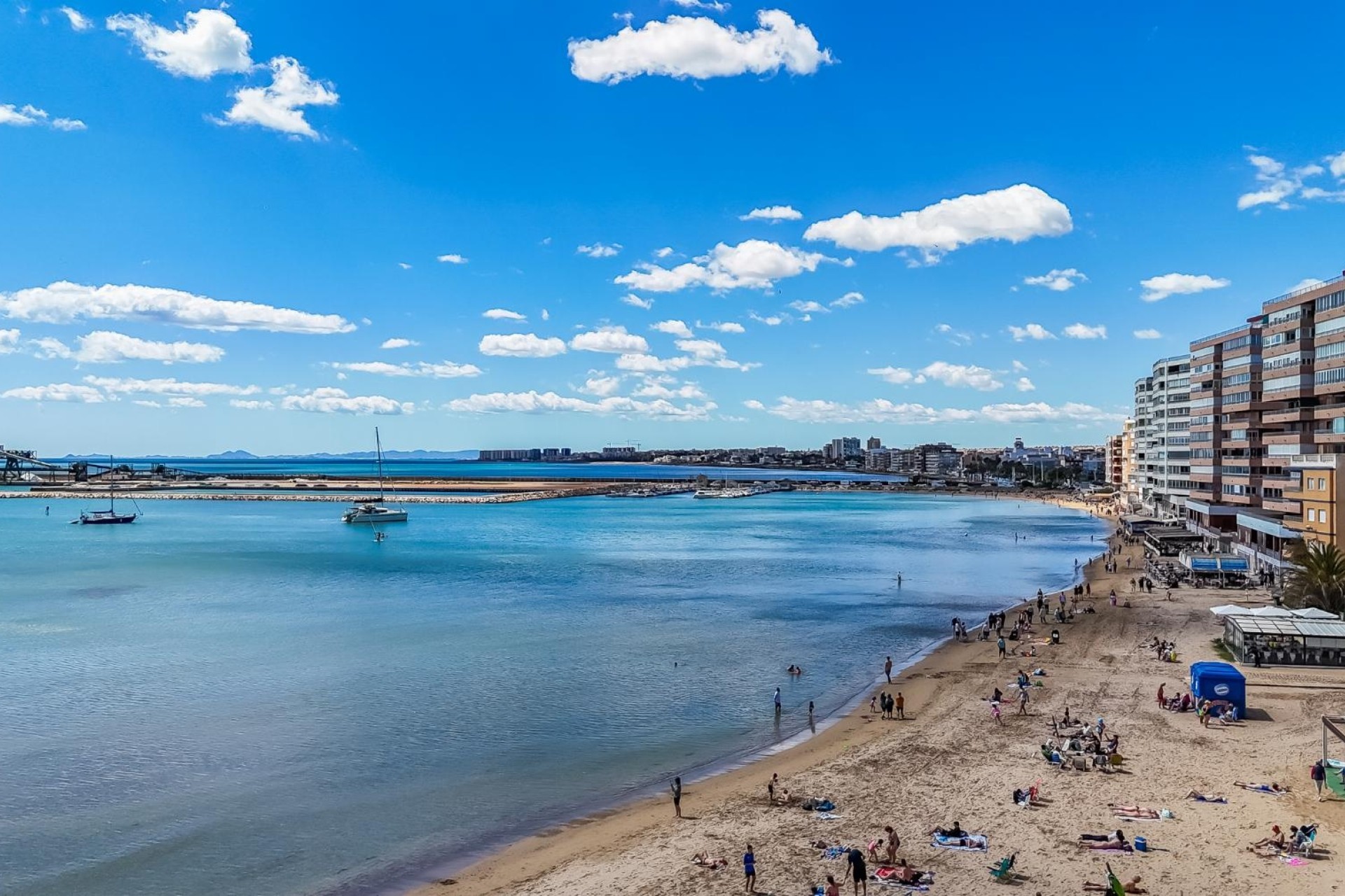 Herverkoop - Appartement / Flat -
Torrevieja - Playa del Acequión