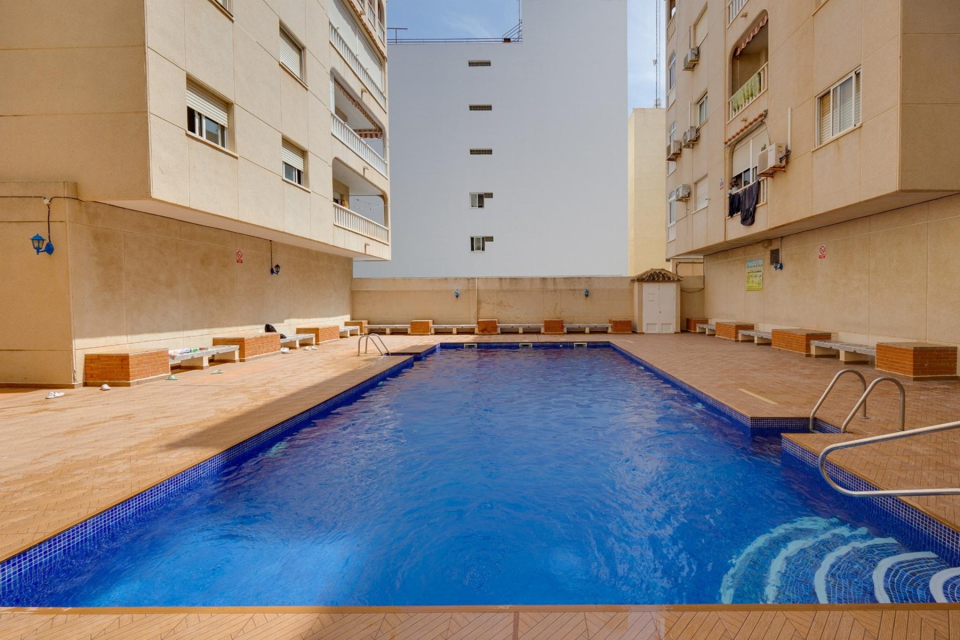 Herverkoop - Appartement / Flat -
Torrevieja - Playa del Acequión