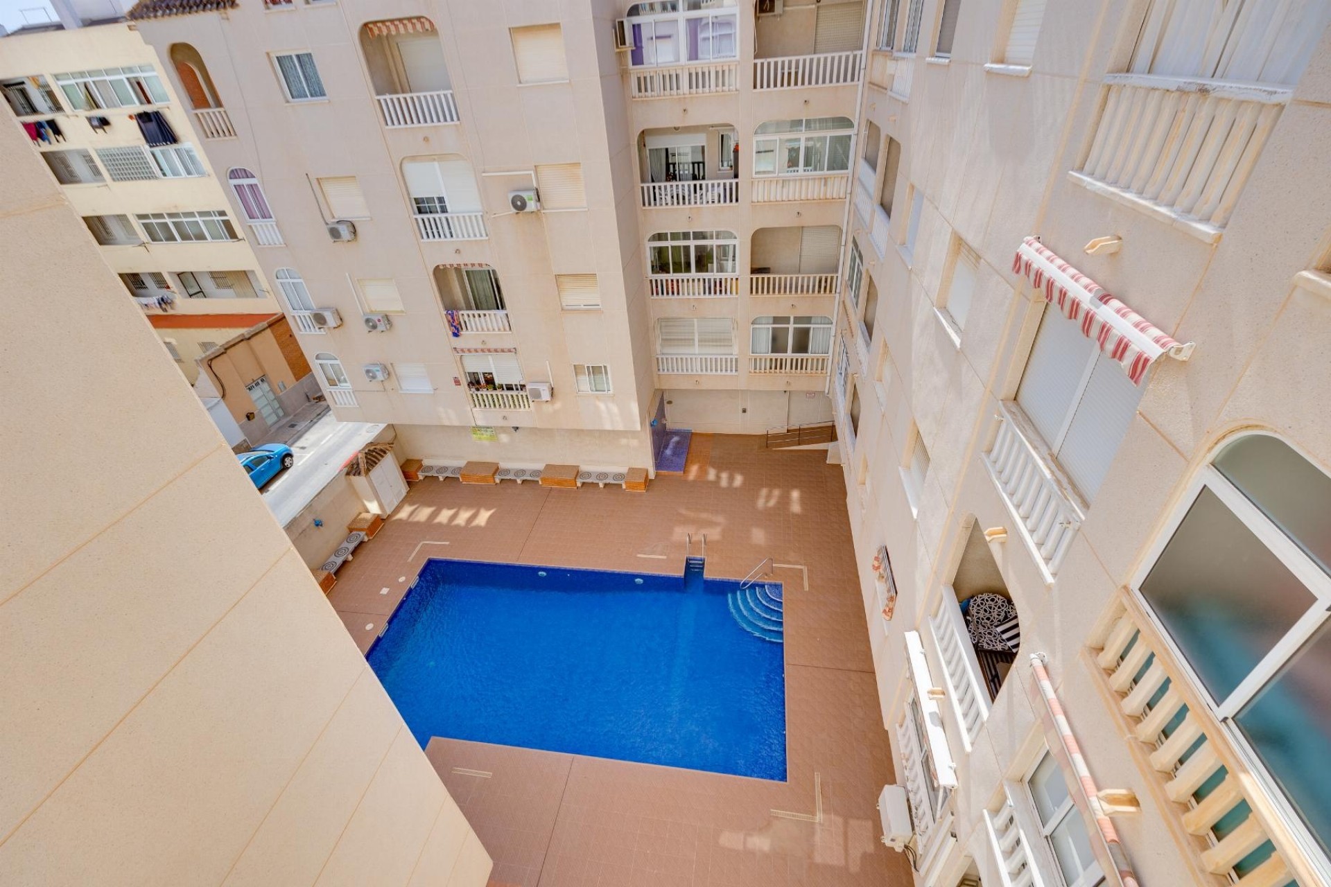 Herverkoop - Appartement / Flat -
Torrevieja - Playa del Acequión
