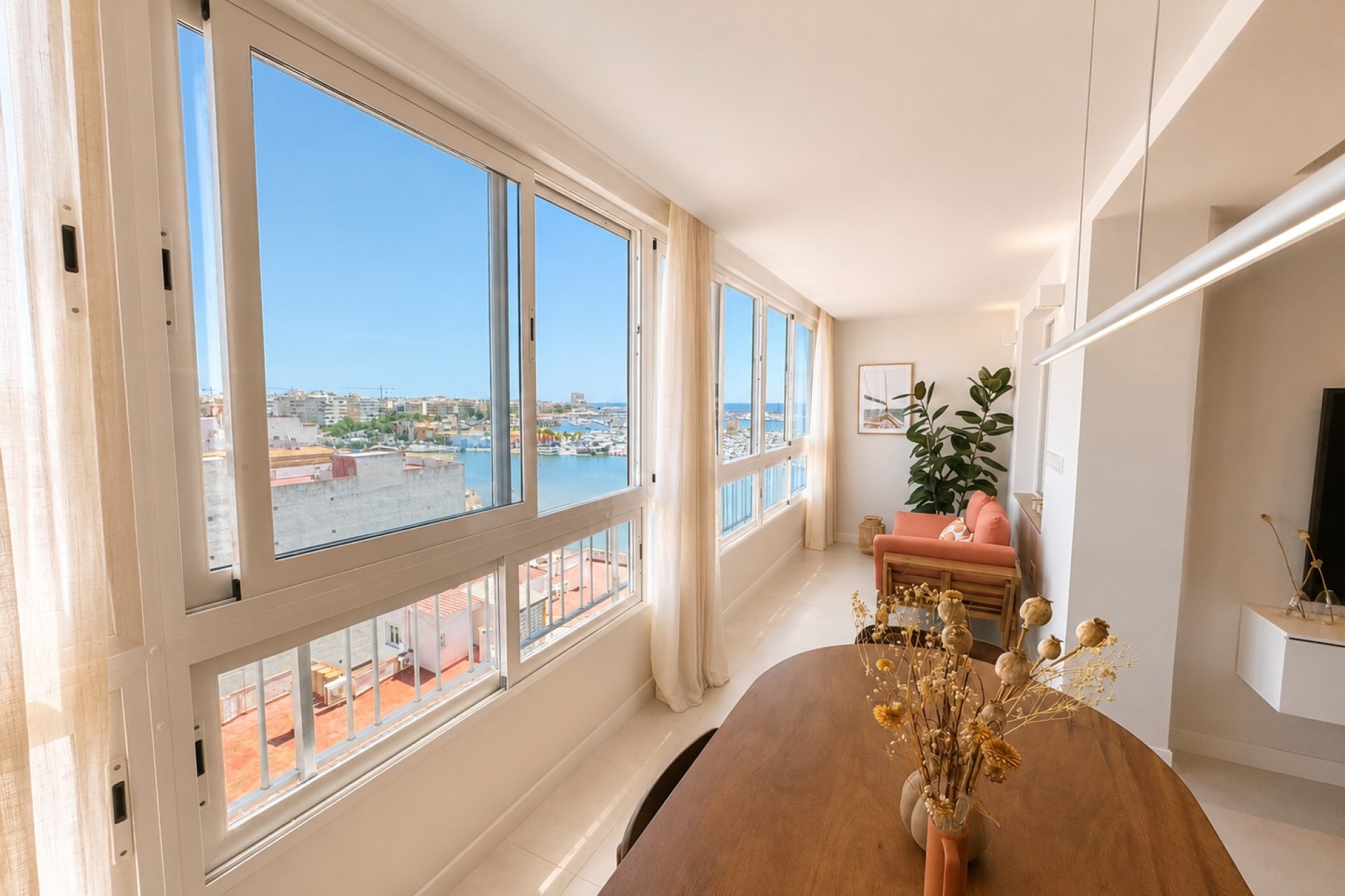 Herverkoop - Appartement / Flat -
Torrevieja - Playa del Acequión