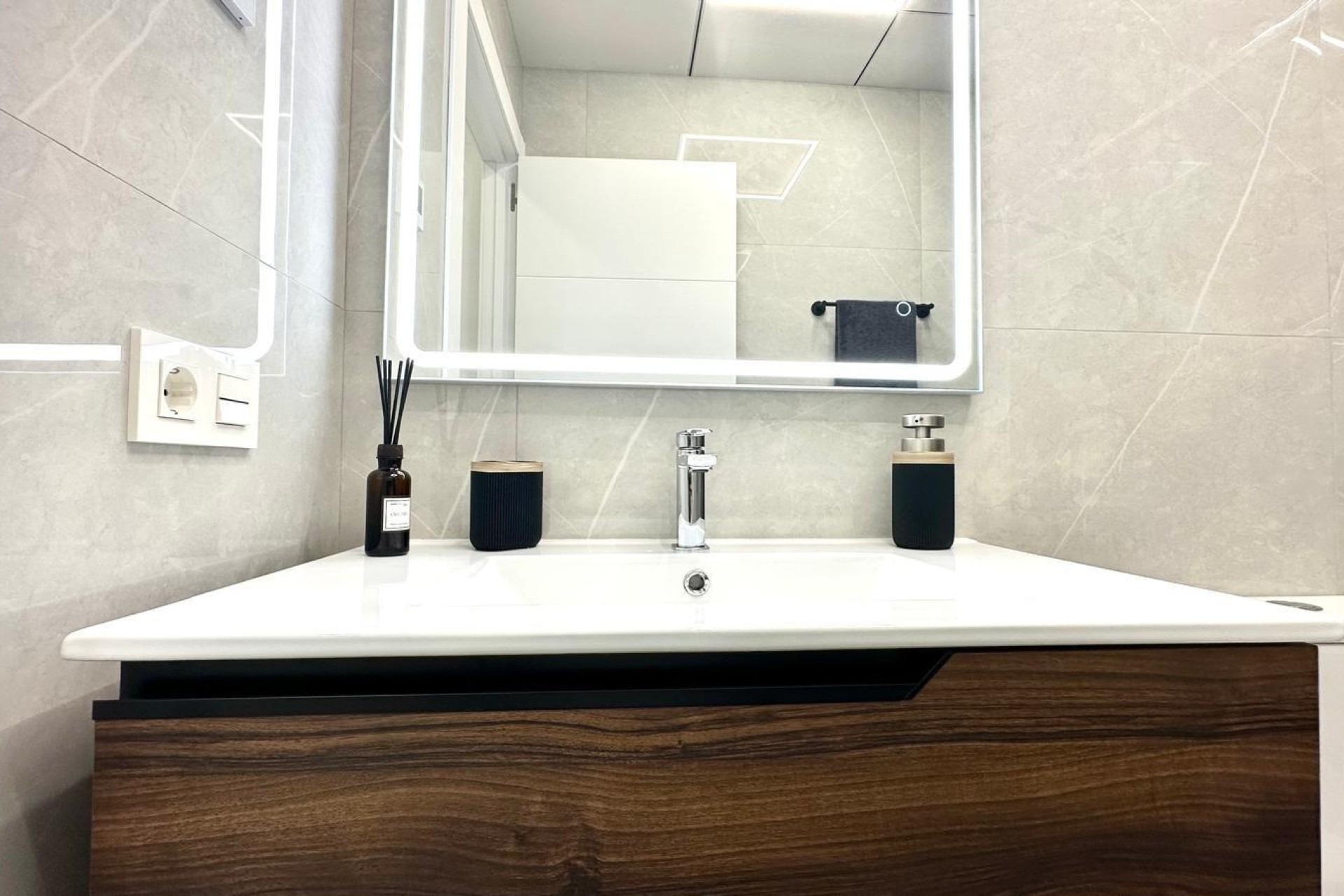 Herverkoop - Appartement / Flat -
Torrevieja - Playa del Cura