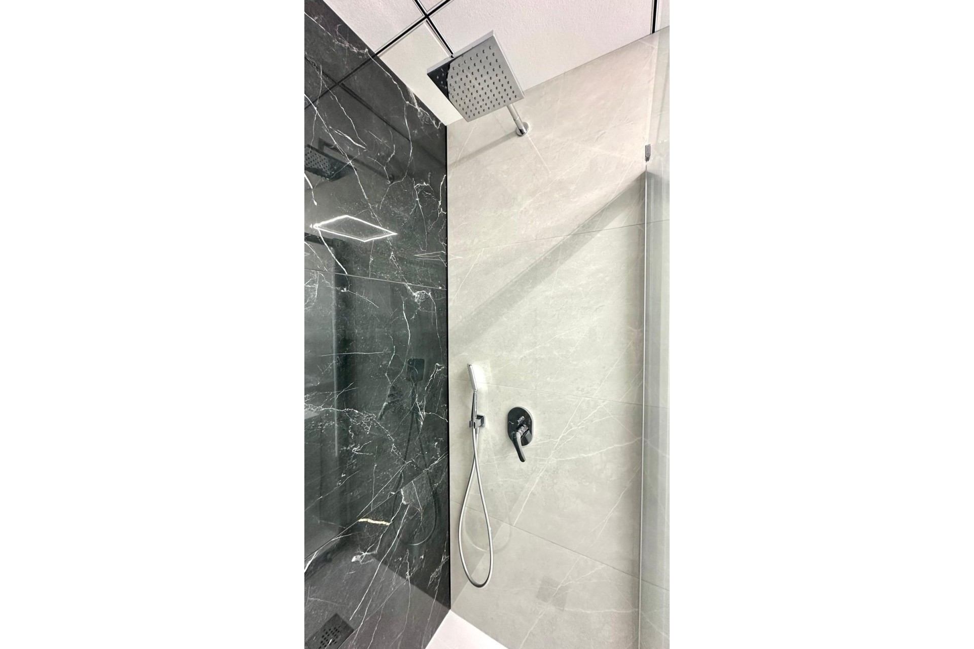 Herverkoop - Appartement / Flat -
Torrevieja - Playa del Cura