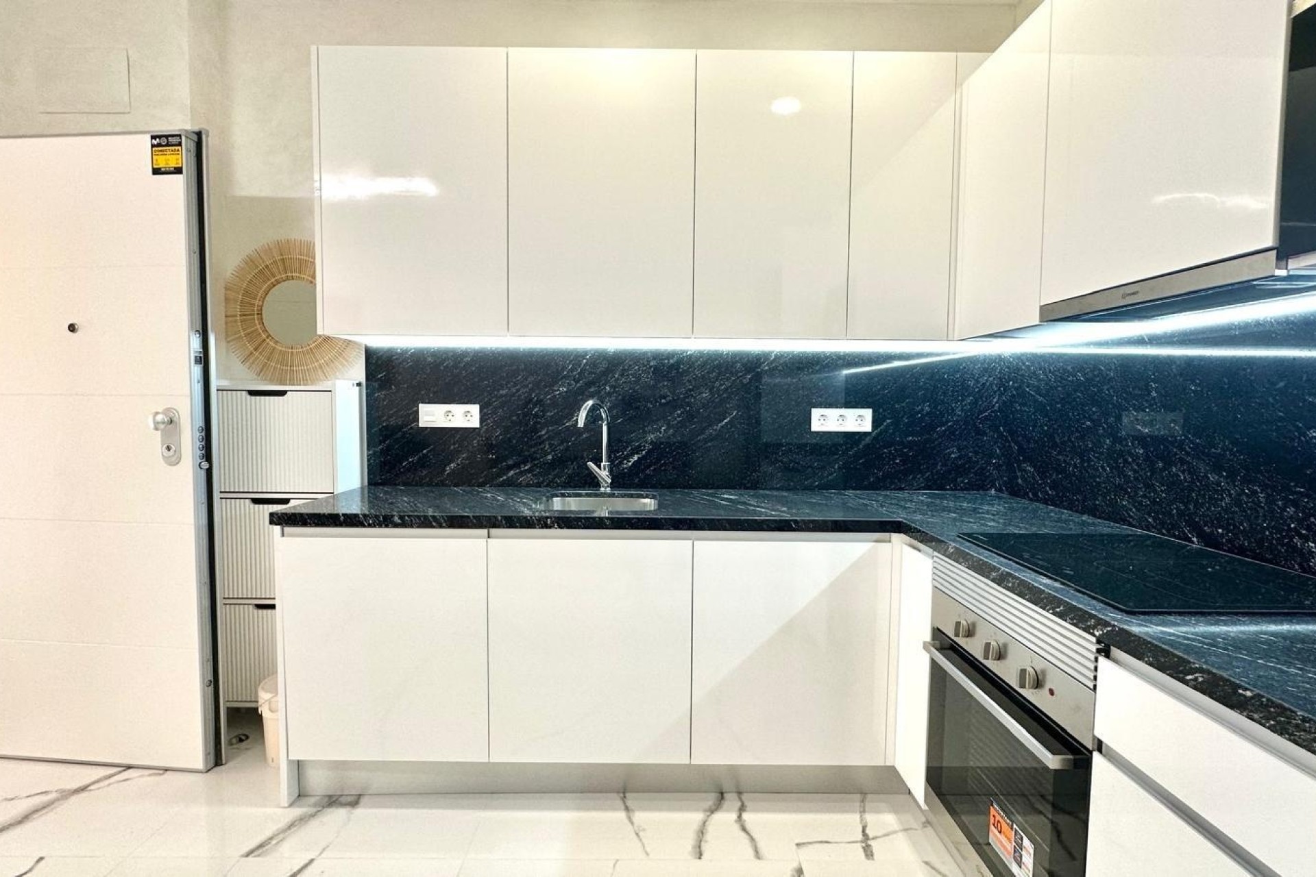 Herverkoop - Appartement / Flat -
Torrevieja - Playa del Cura