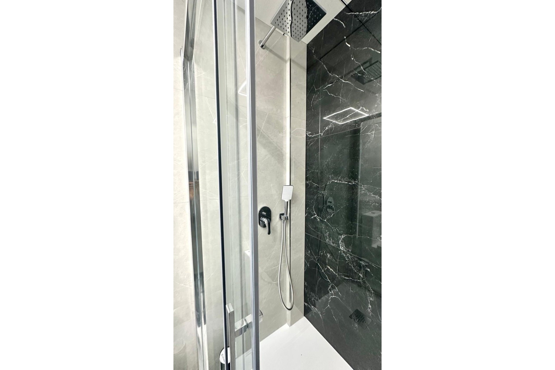 Herverkoop - Appartement / Flat -
Torrevieja - Playa del Cura