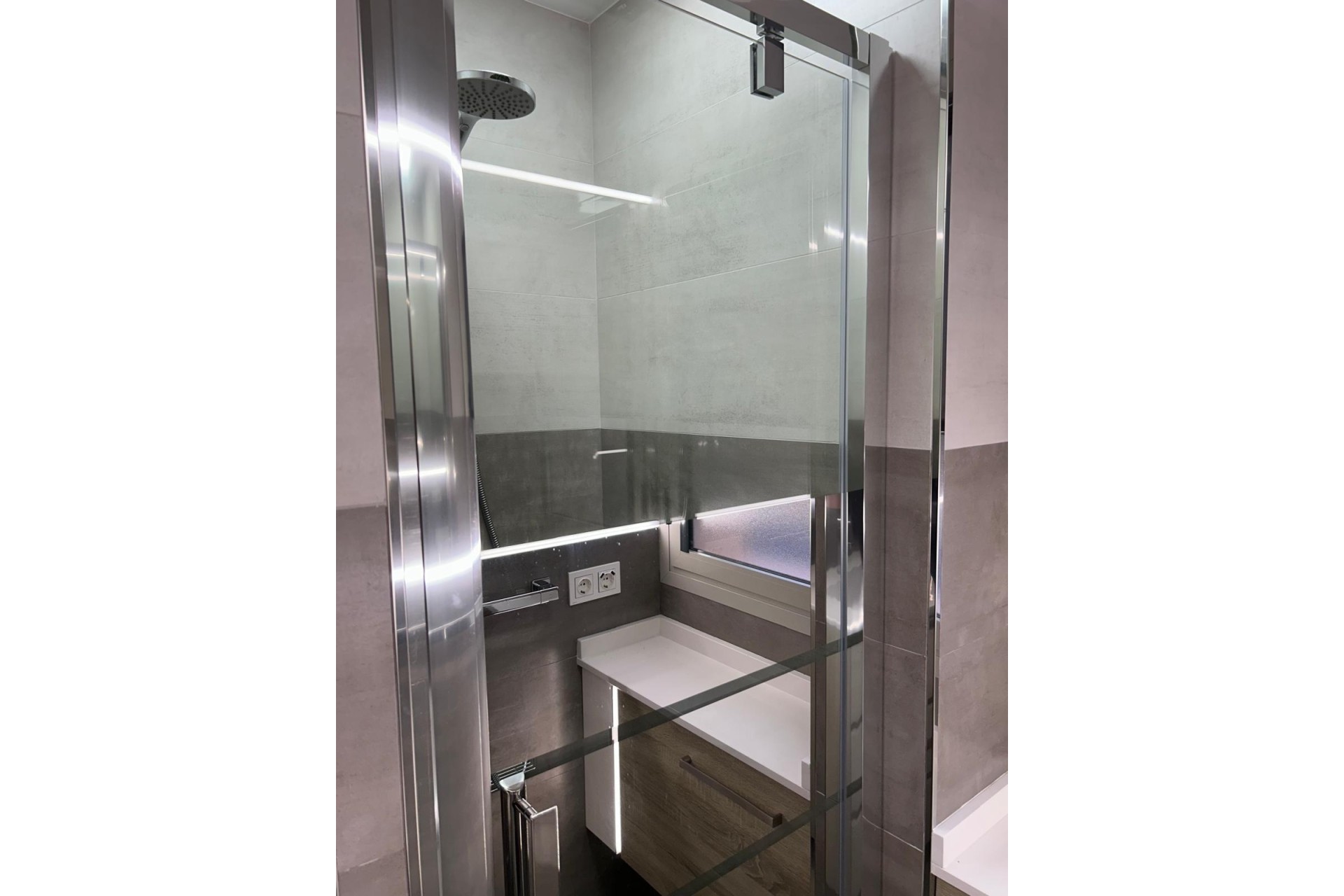 Herverkoop - Appartement / Flat -
Torrevieja - Playa del Cura