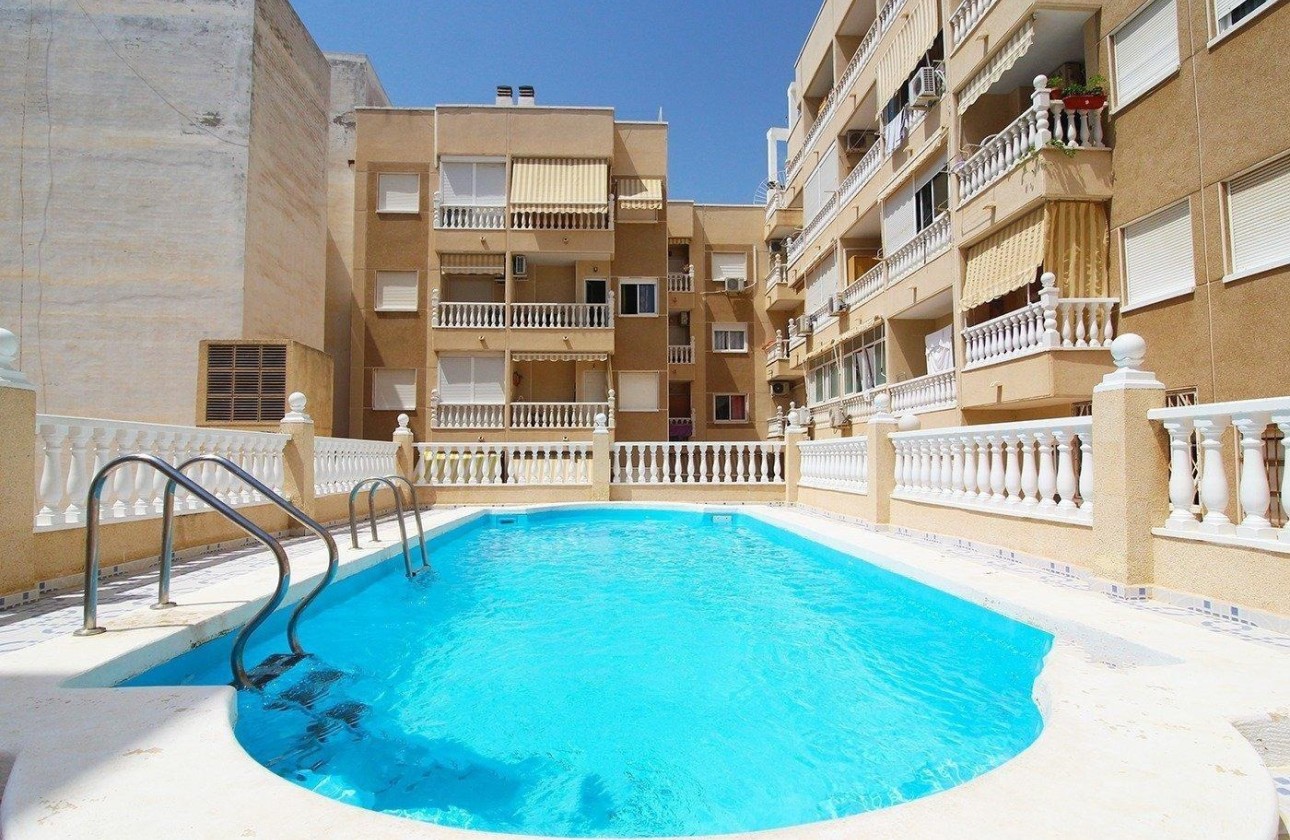 Herverkoop - Appartement / Flat -
Torrevieja - Playa del Cura