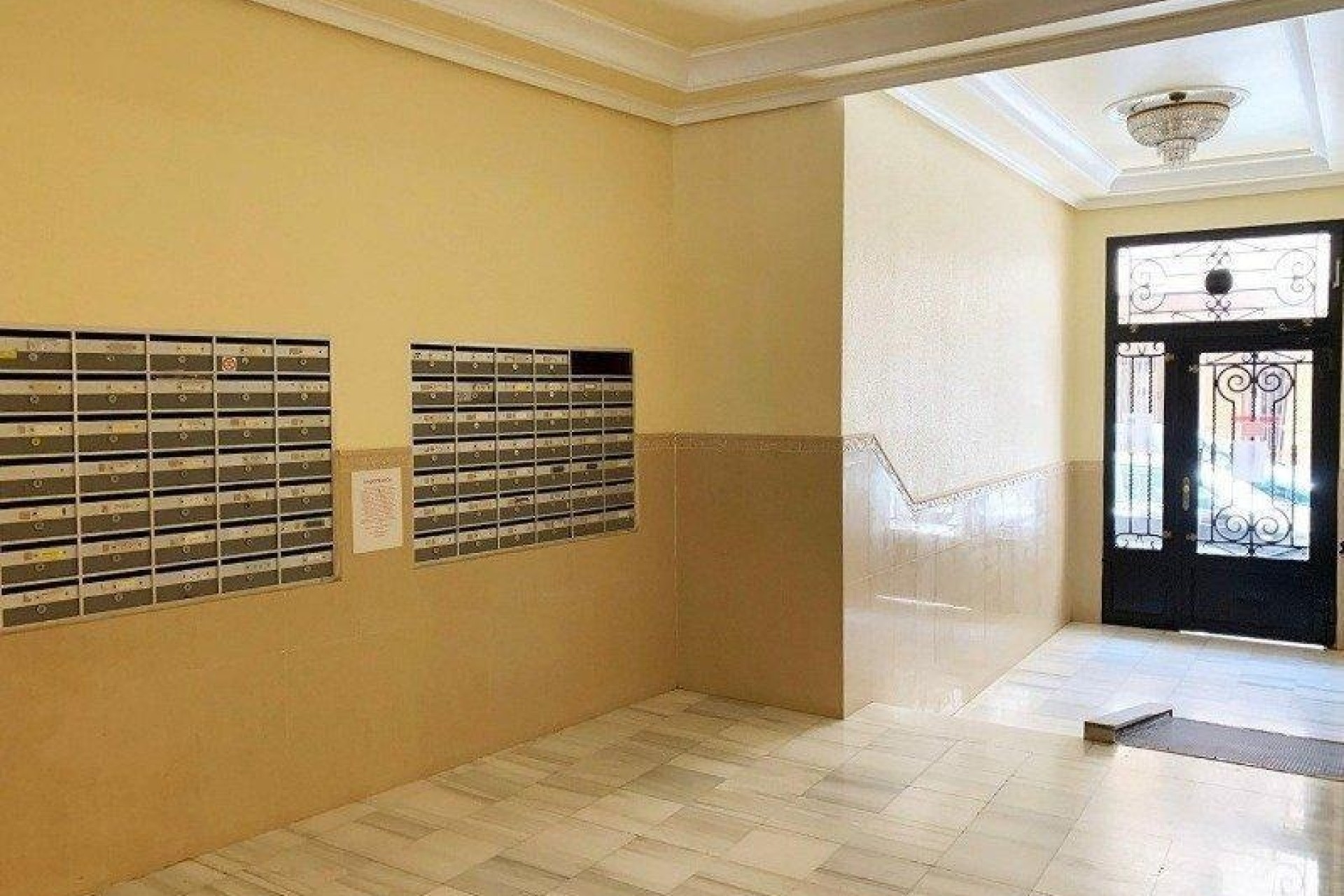 Herverkoop - Appartement / Flat -
Torrevieja - Playa del Cura