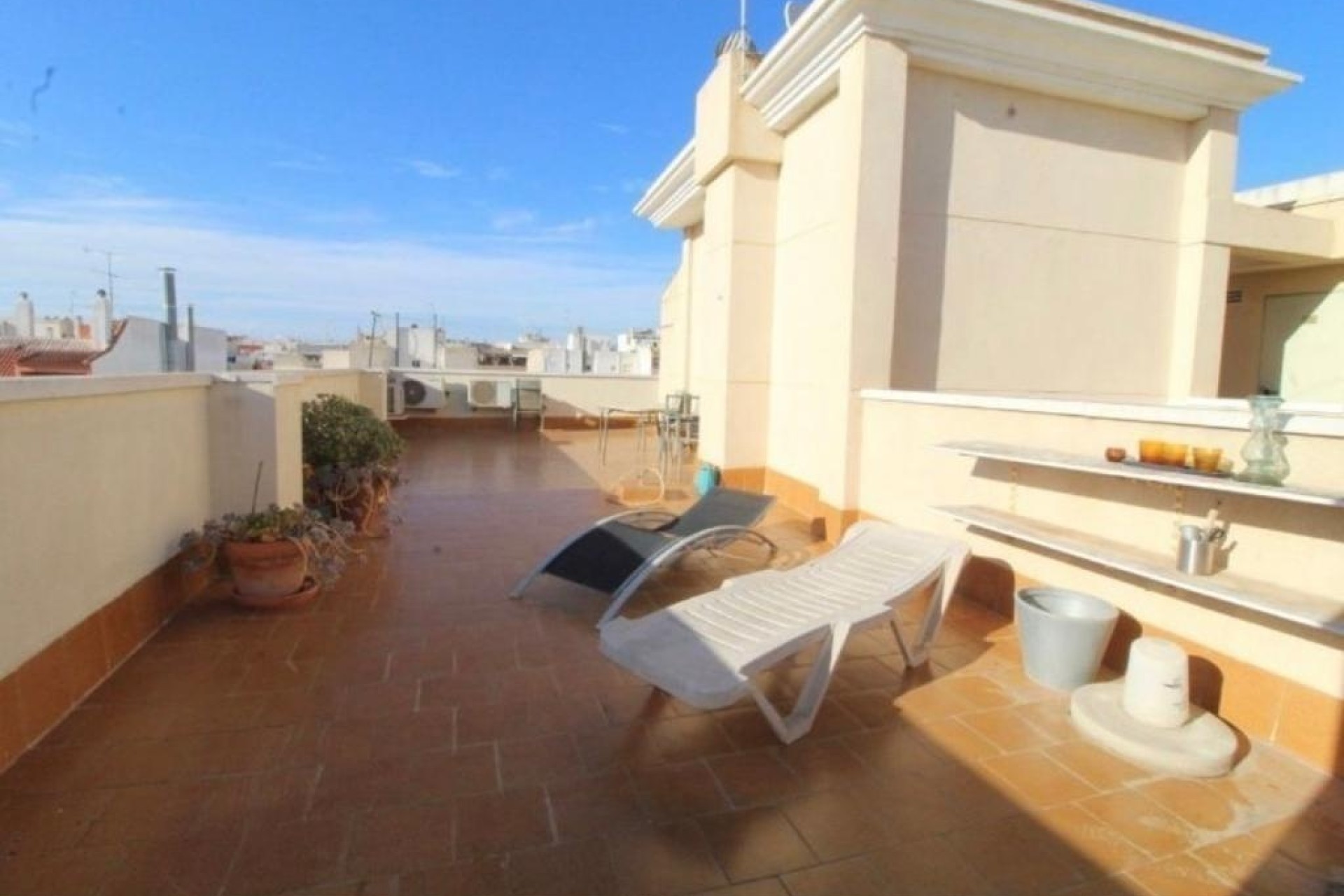 Herverkoop - Appartement / Flat -
Torrevieja - Playa del Cura