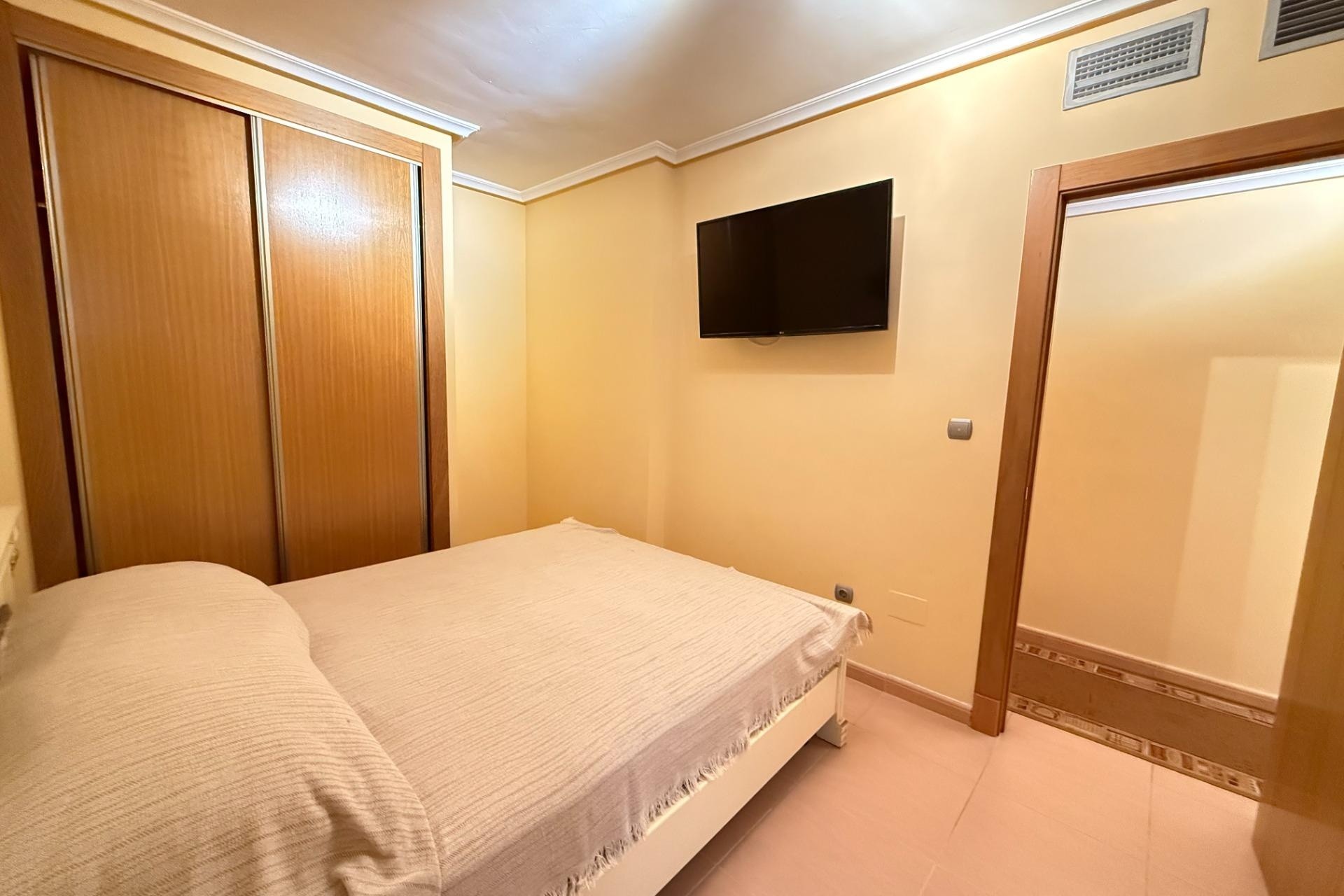 Herverkoop - Appartement / Flat -
Torrevieja - Playa del Cura