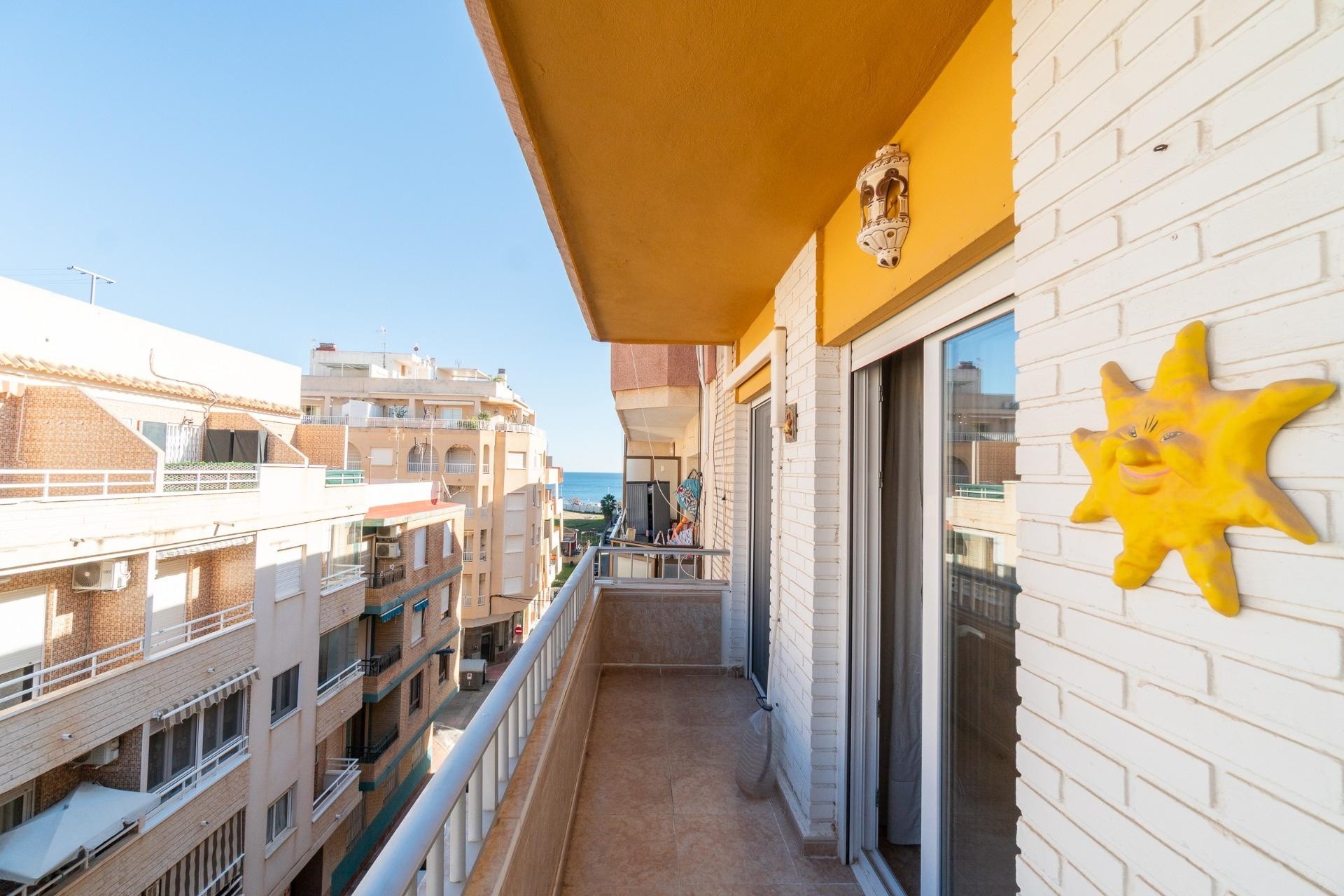 Herverkoop - Appartement / Flat -
Torrevieja - Playa del Cura