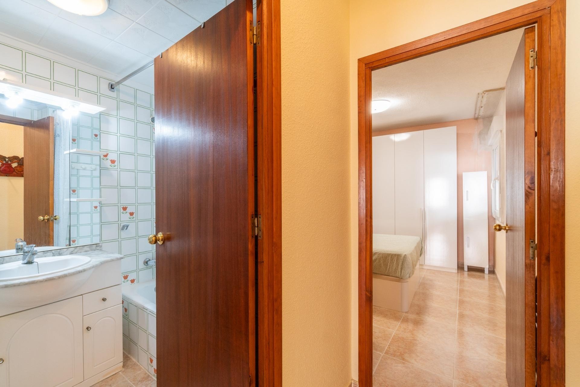 Herverkoop - Appartement / Flat -
Torrevieja - Playa del Cura