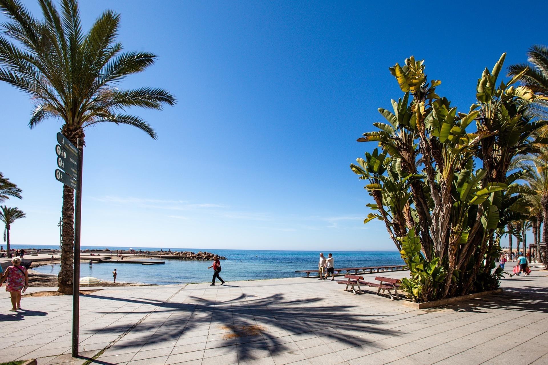 Herverkoop - Appartement / Flat -
Torrevieja - Playa del Cura