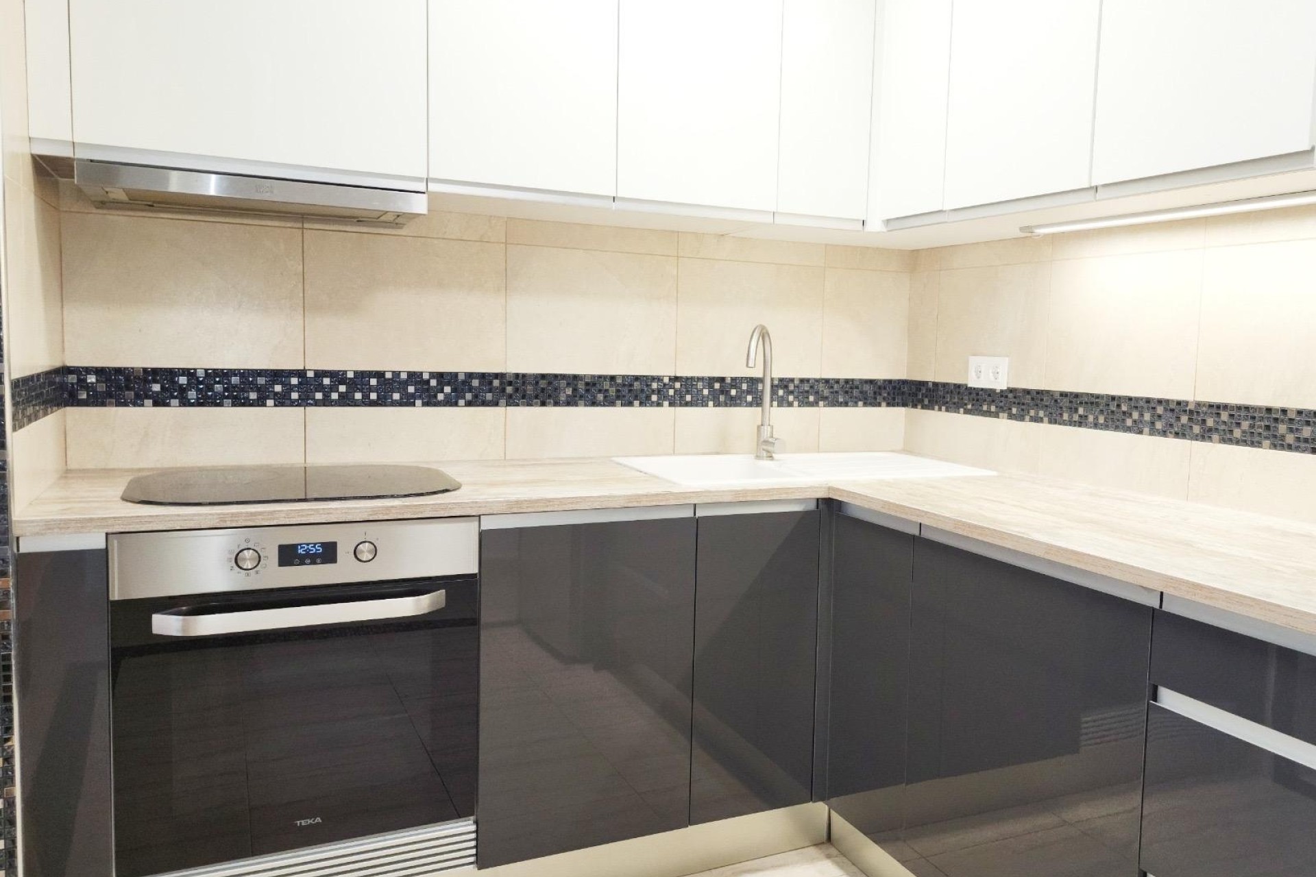 Herverkoop - Appartement / Flat -
Torrevieja - Playa del Cura