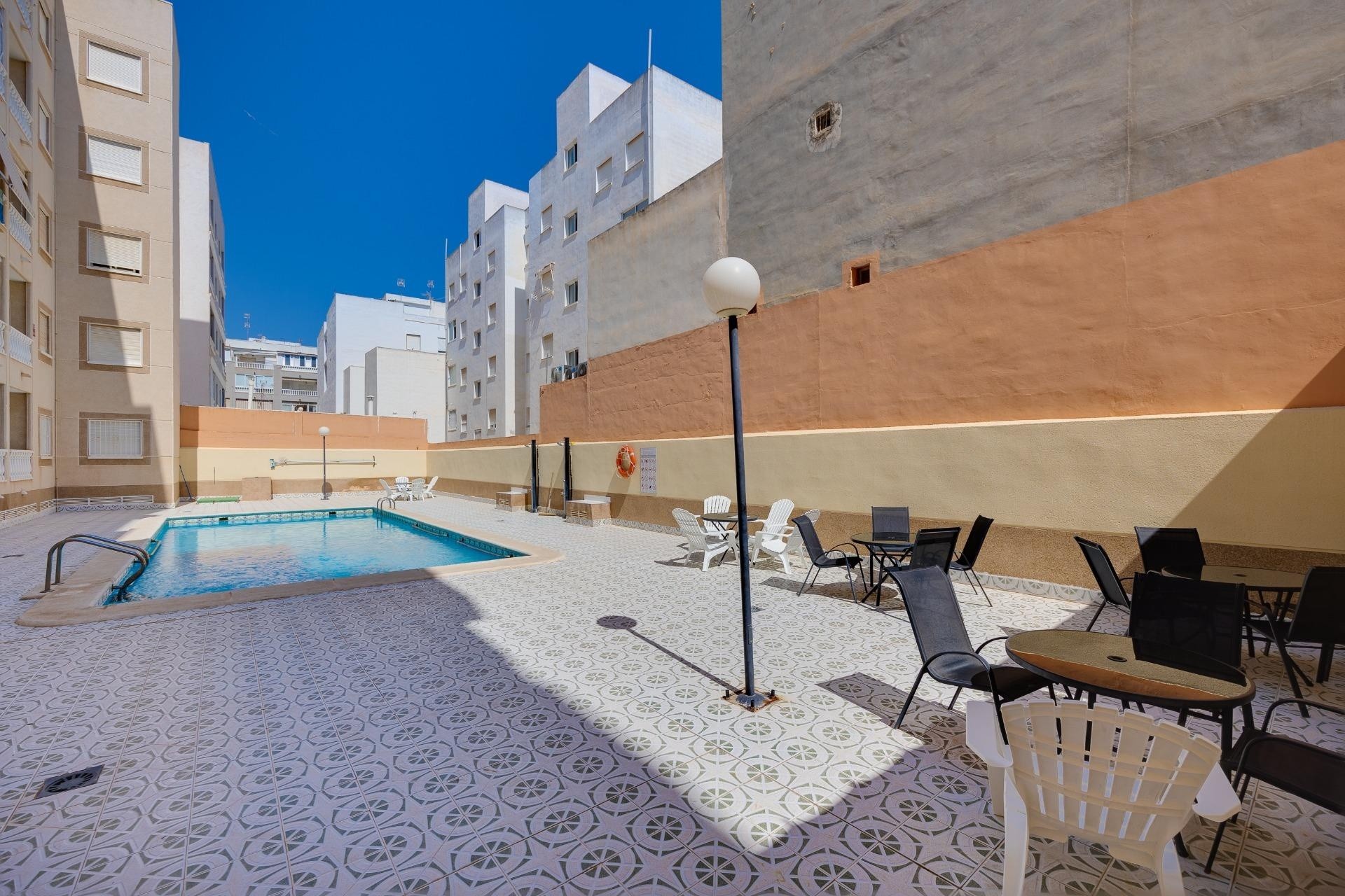 Herverkoop - Appartement / Flat -
Torrevieja - Playa del Cura