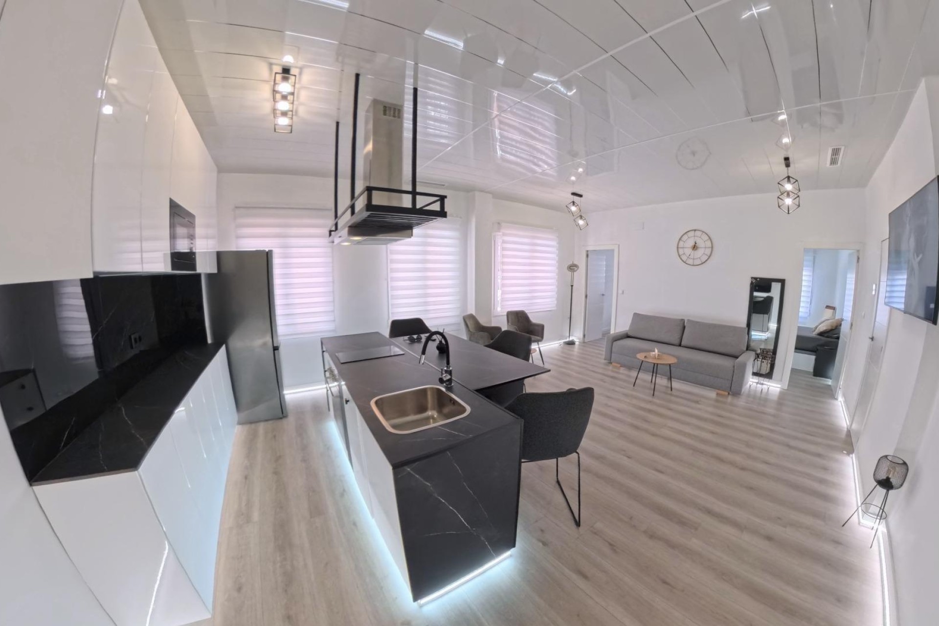Herverkoop - Appartement / Flat -
Torrevieja - Playa del Cura