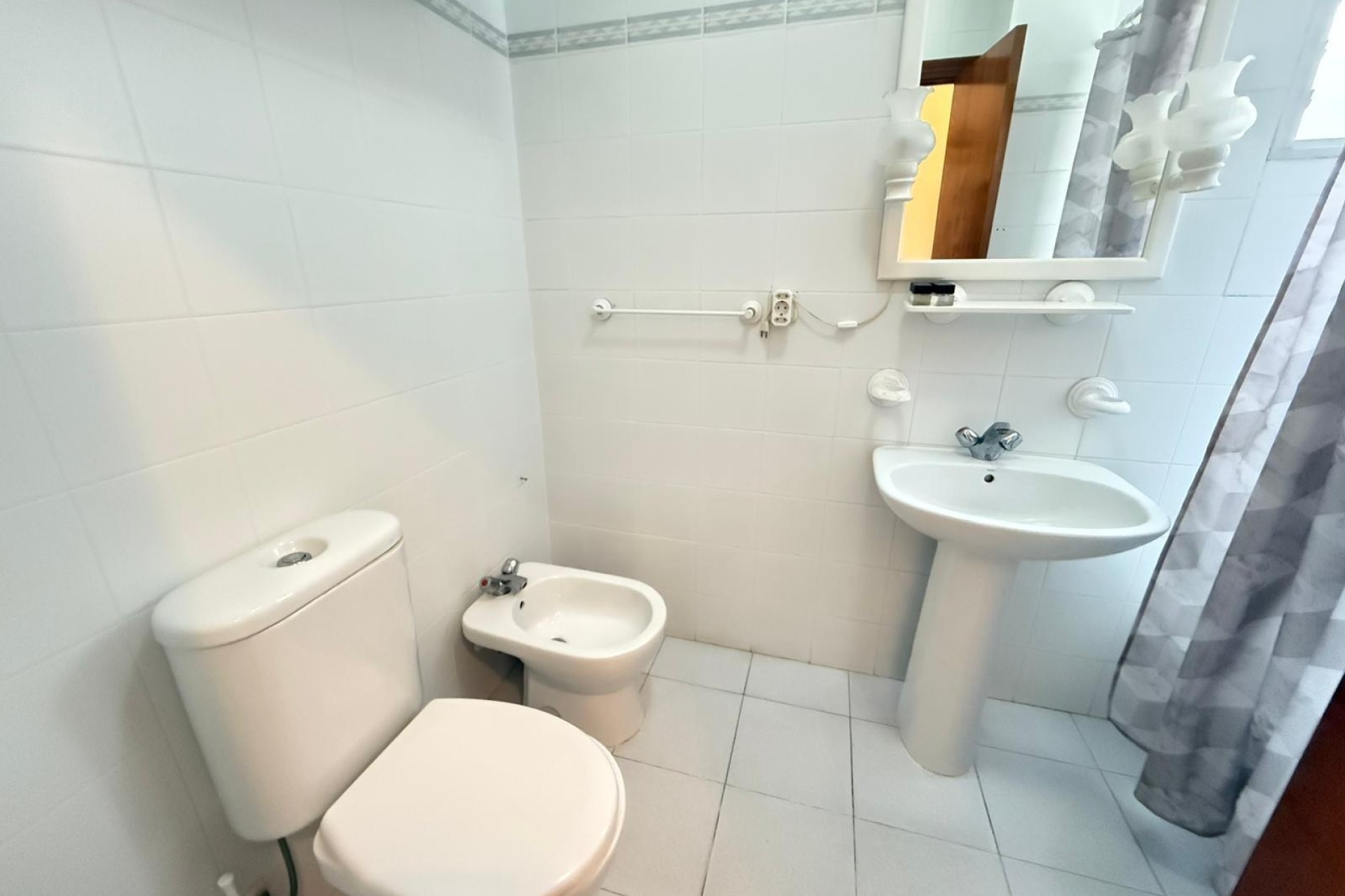 Herverkoop - Appartement / Flat -
Torrevieja - Playa del Cura