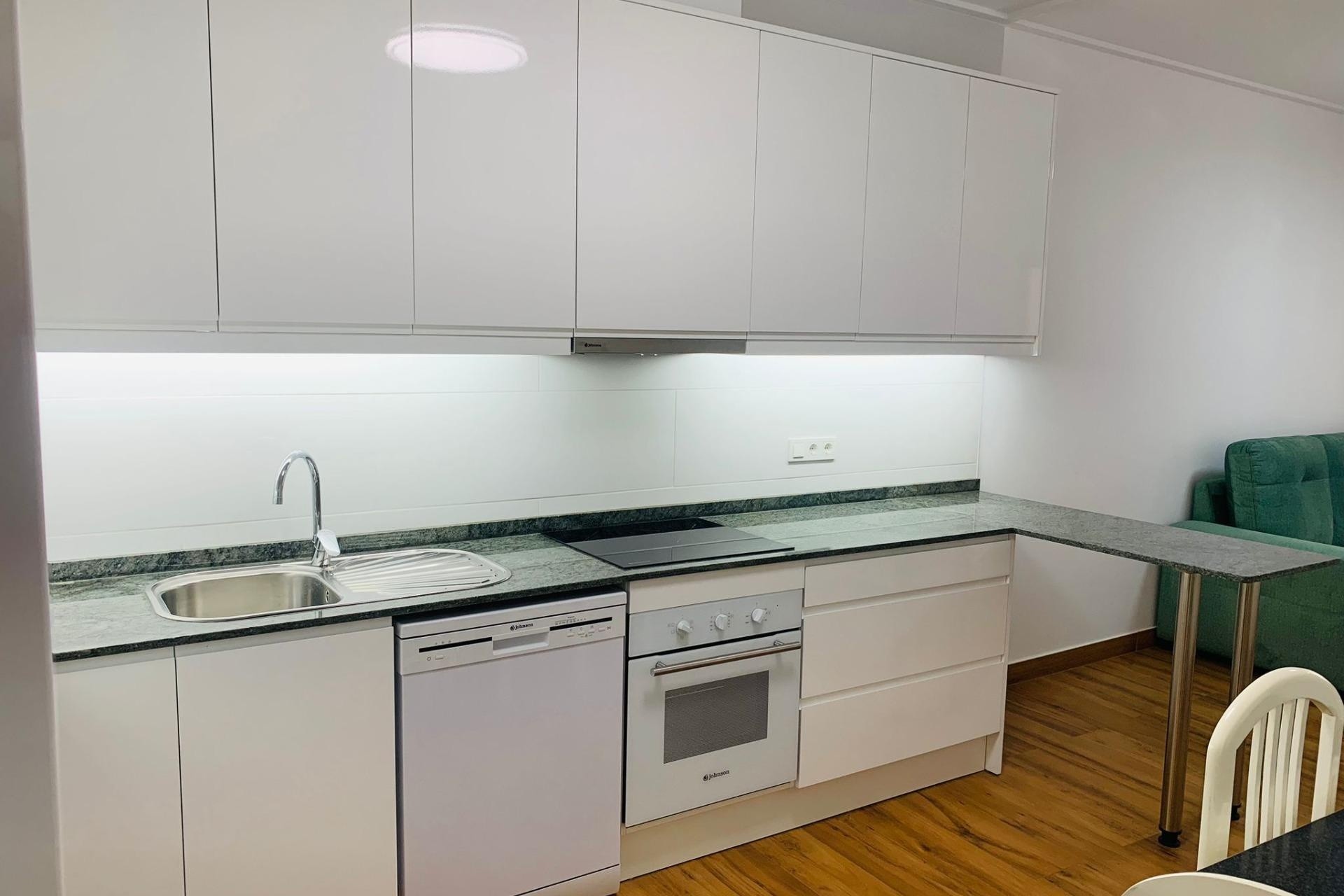 Herverkoop - Appartement / Flat -
Torrevieja - Playa del Cura